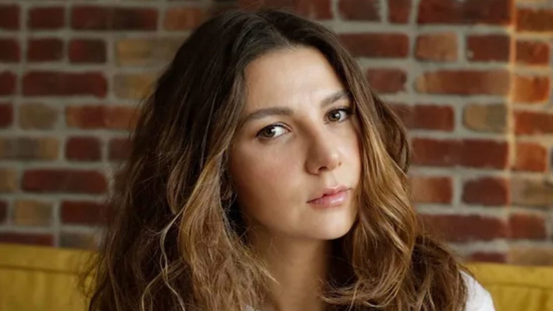 Beren Saat'in Gizli Dolap filmindeki partneri belli oldu