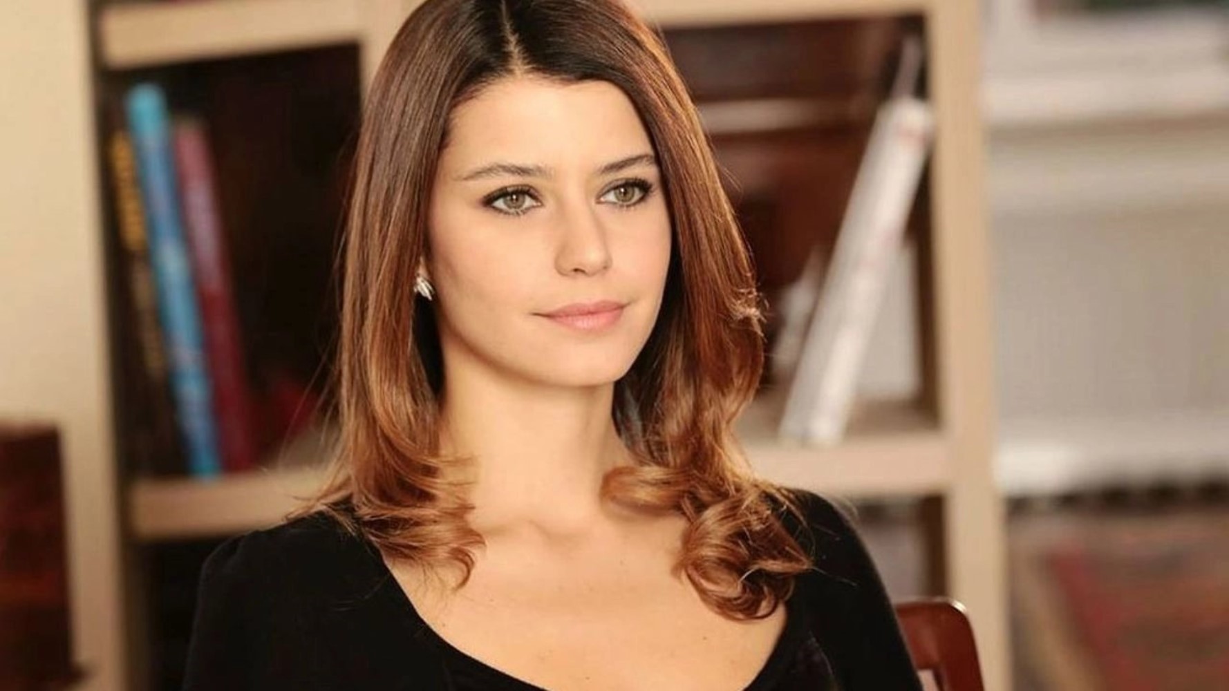 Beren Saat'in Gizli Dolap filmindeki partneri belli oldu