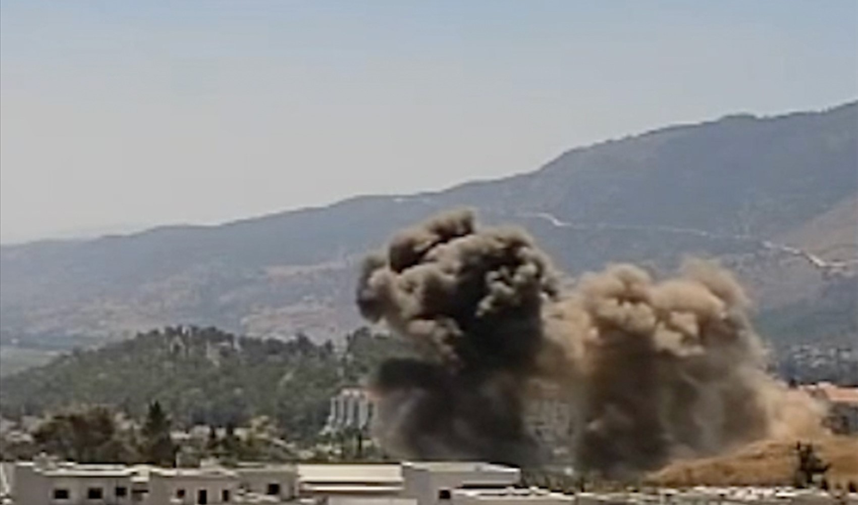 Hezbollah lancia 6 attacchi missilistici contro Israele: colpite le basi