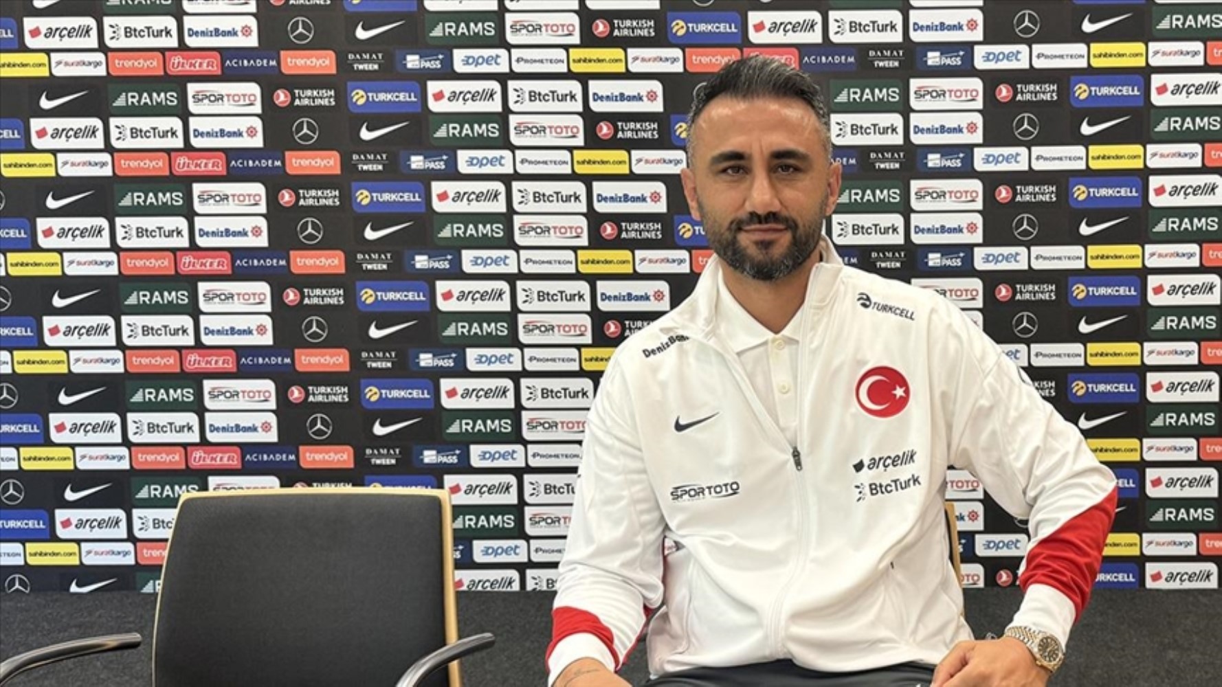 Futbol dünyasında şiddet: Geçmişte saldırıya uğrayan futbolcular ve hakemler!