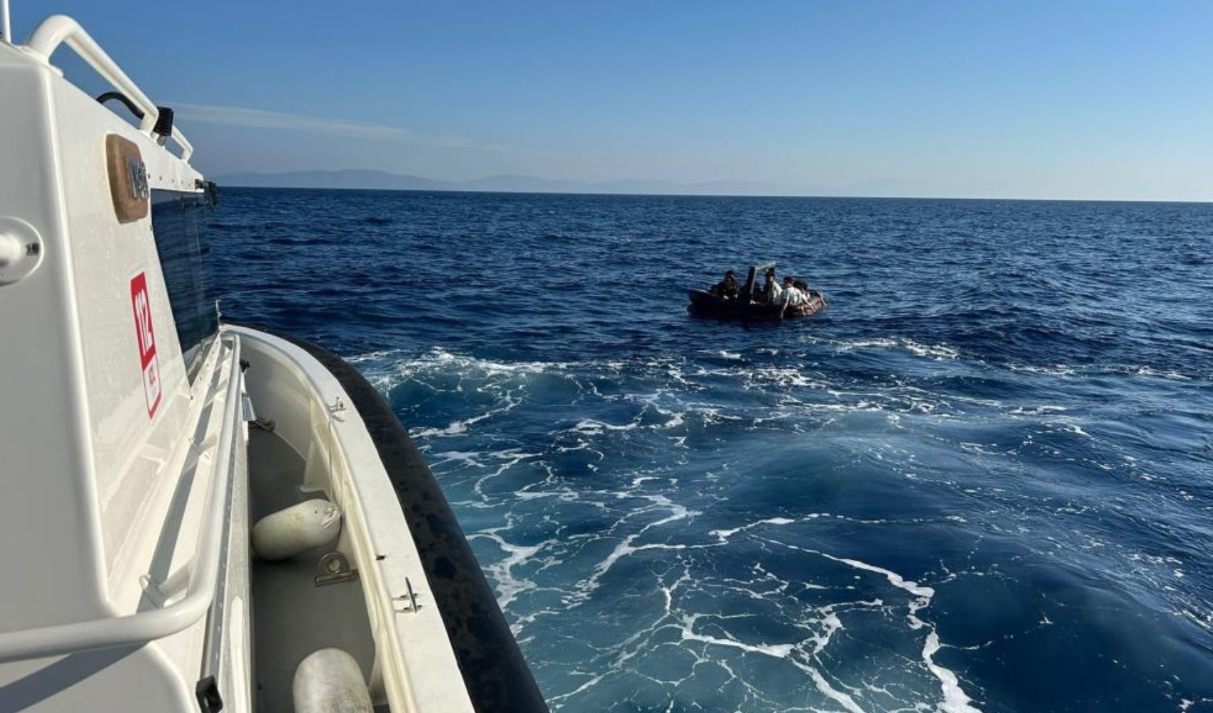 Migranti irregolari respinti dalla Grecia sono stati salvati