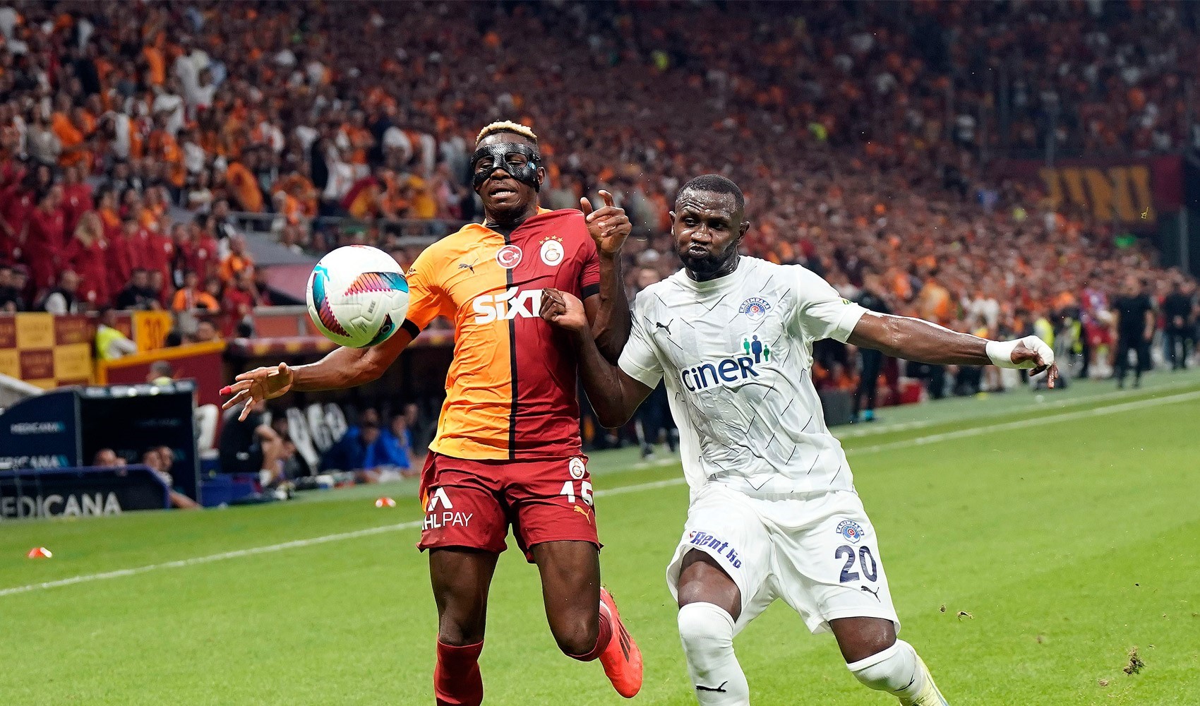 Galatasaray'a ligdeki ilk puan kaybını Kasımpaşa yaşattı