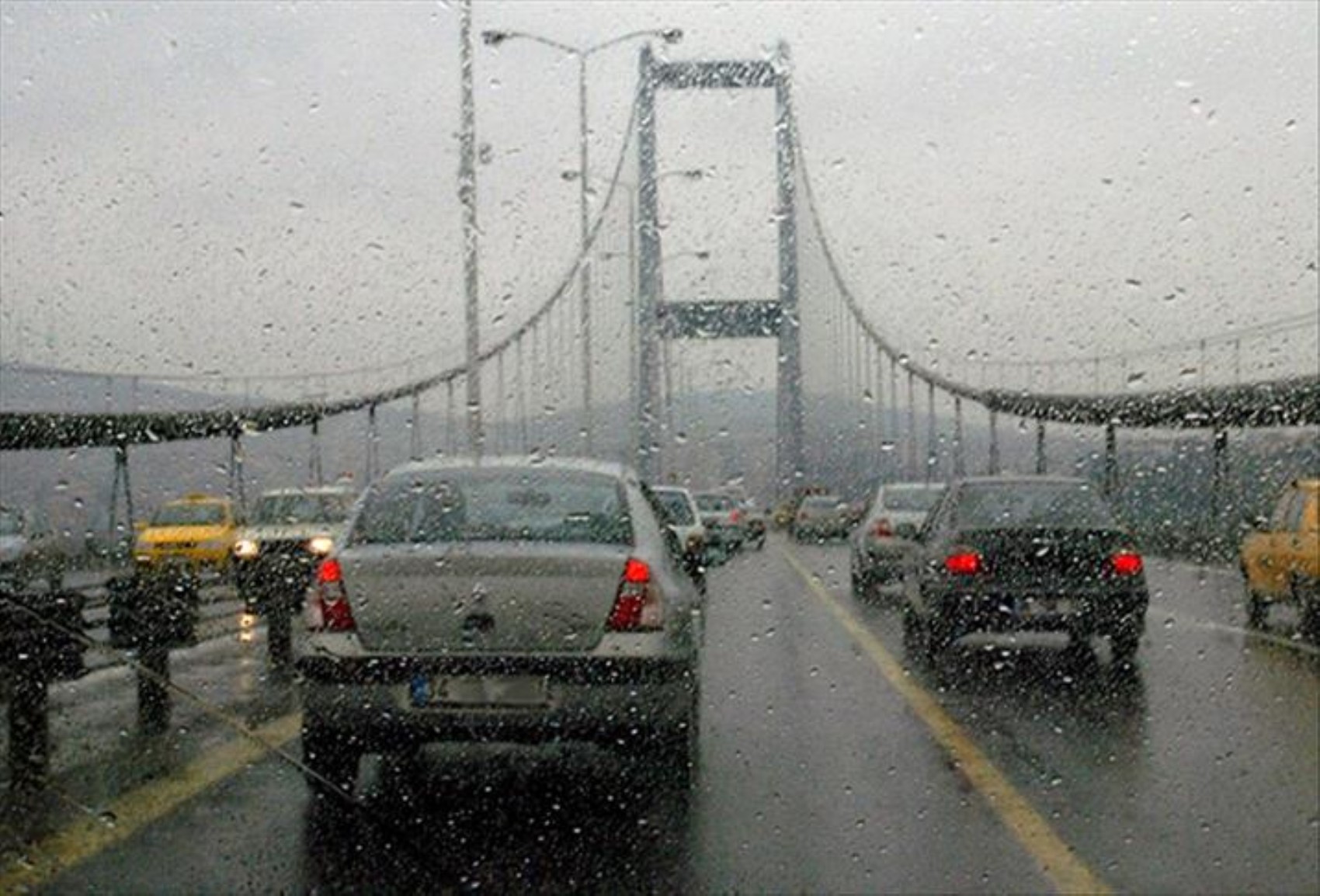 Haftanın ilk günü trafik yoğunluğu yaşandı