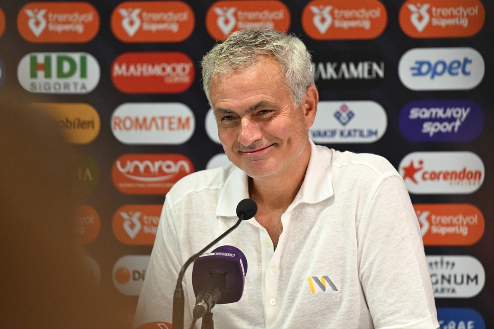 Maça damga vurmuştu: Mourinho'nun Antalyaspor maçındaki protestosu dünya basınında