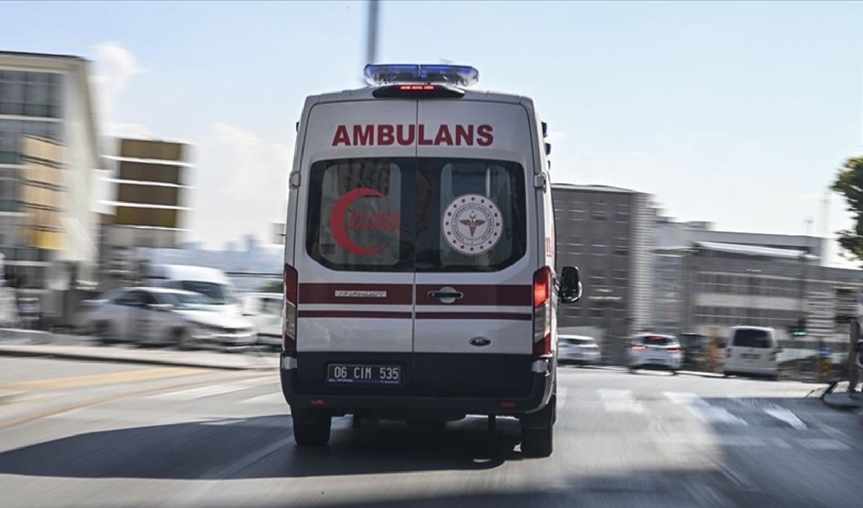 İzmir'de ambulansı kaçıran şahıs yakalandı