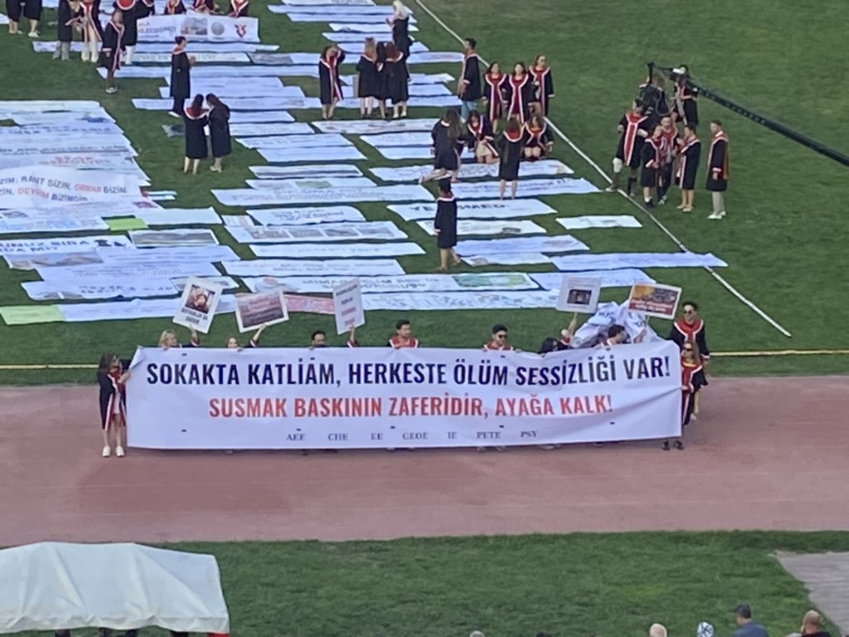 İşte ODTÜ 2024 pankartları... Mimar Selim Bey, Rektör tartışmaları, enflasyon...