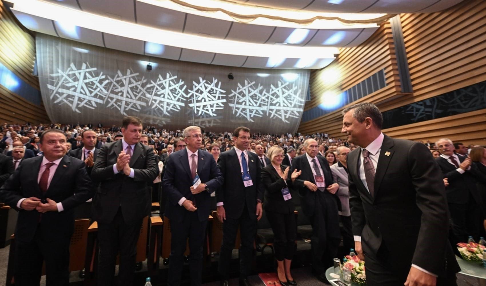 CHP'de tüzük değişikliği tamamlandı: İşte alınan kararlar...