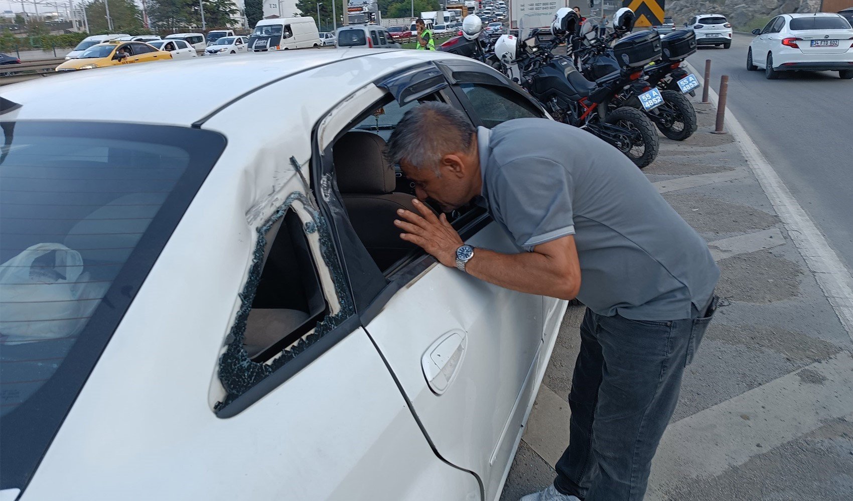 Samsun’da taş ocağında patlama: Karayoluna taşlar düştü