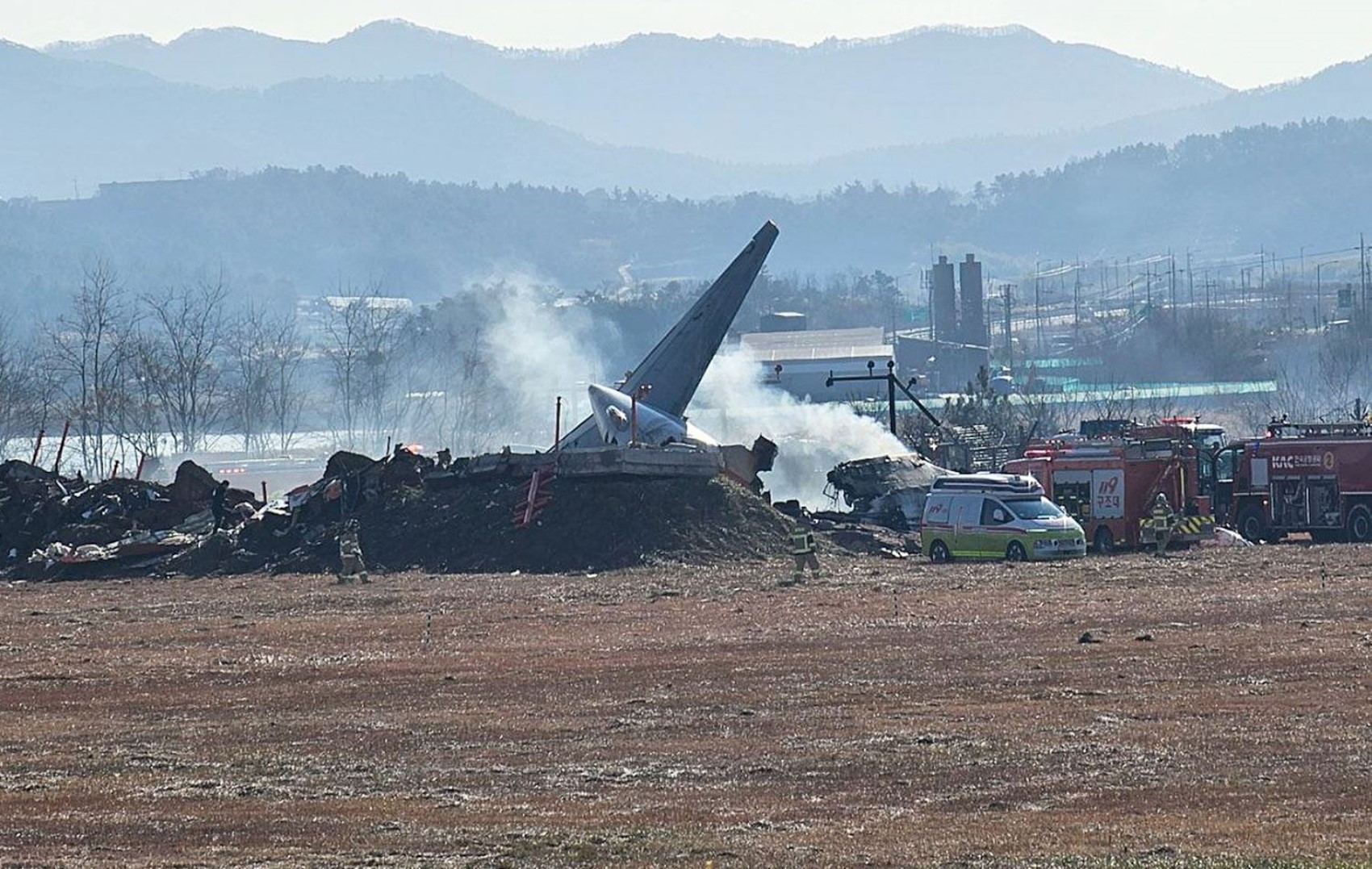 Güney Kore'deki uçak kazası: Pilotlar en son ne konuştu?