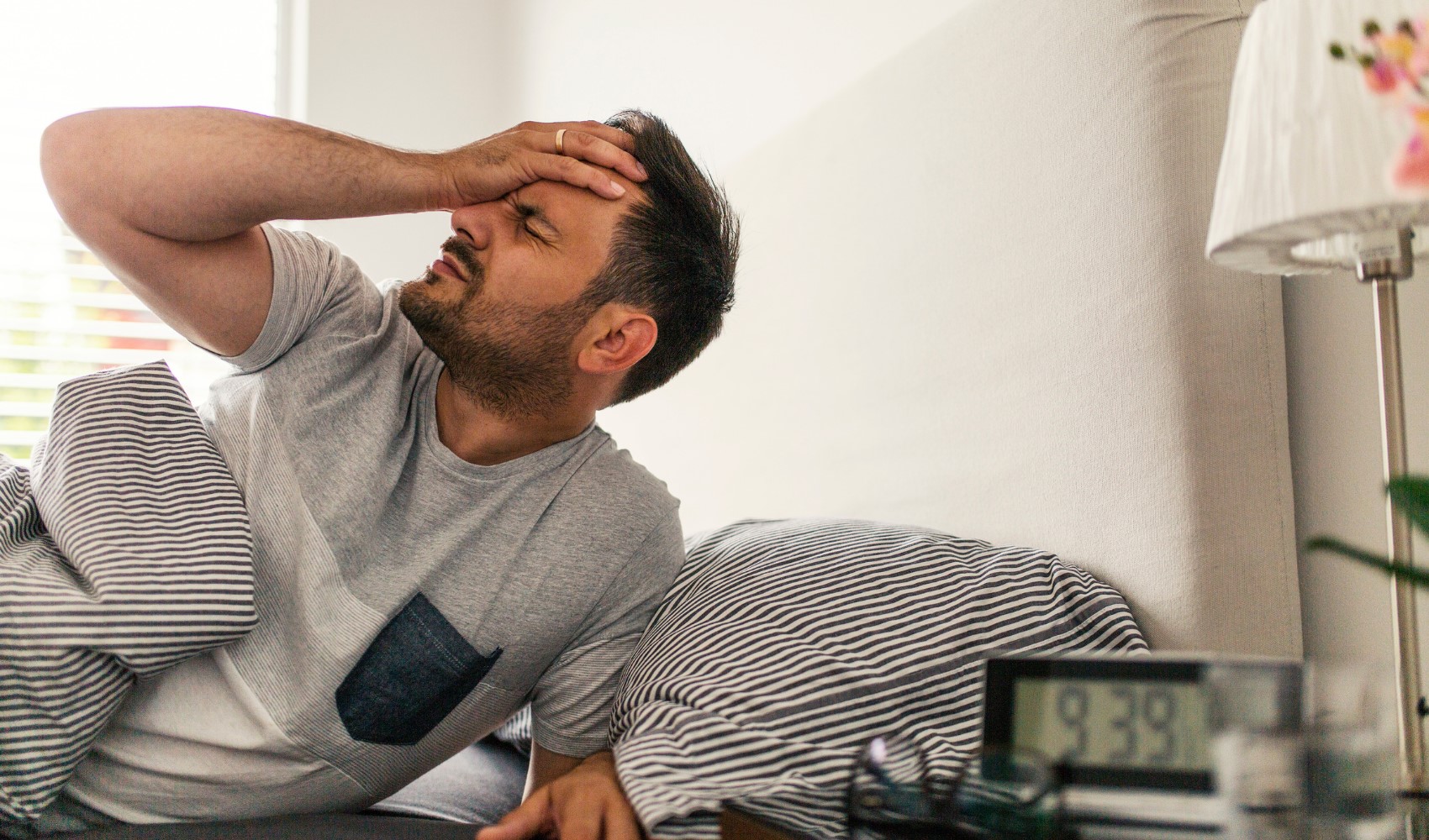 Akşamdan kalma (Hangover) etkisi nedir? Alkolden neden herkes aynı şekilde etkilenmez? Sır genetikte mi, içki seçiminde mi, yoksa başka bir faktörde mi?