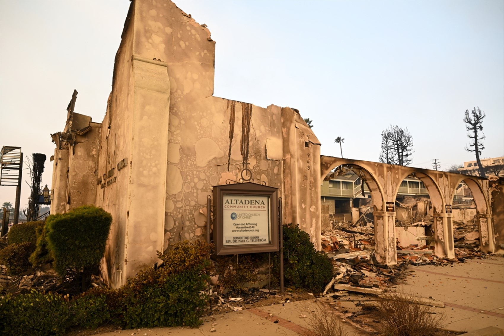 California'daki orman yangınları büyüyor! Pacific Palisades yok oldu