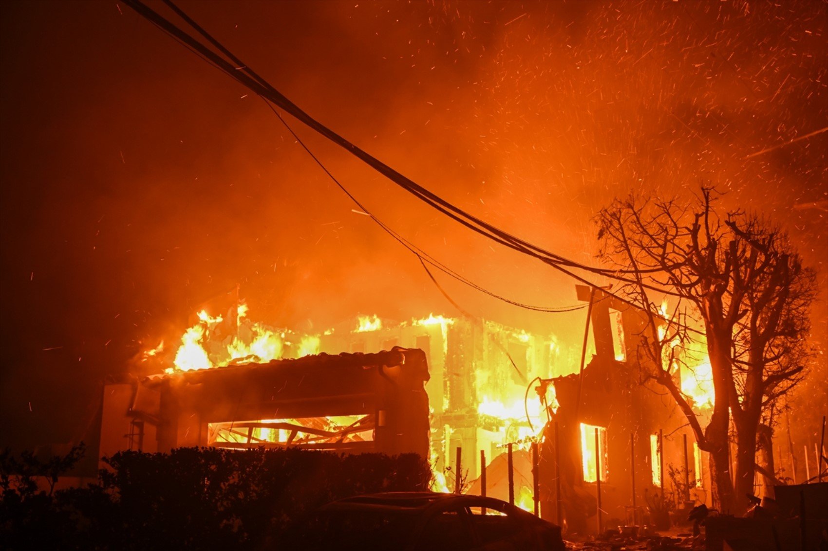 California'daki yangınlarda kundaklama şüphesi: 1 kişi gözaltında