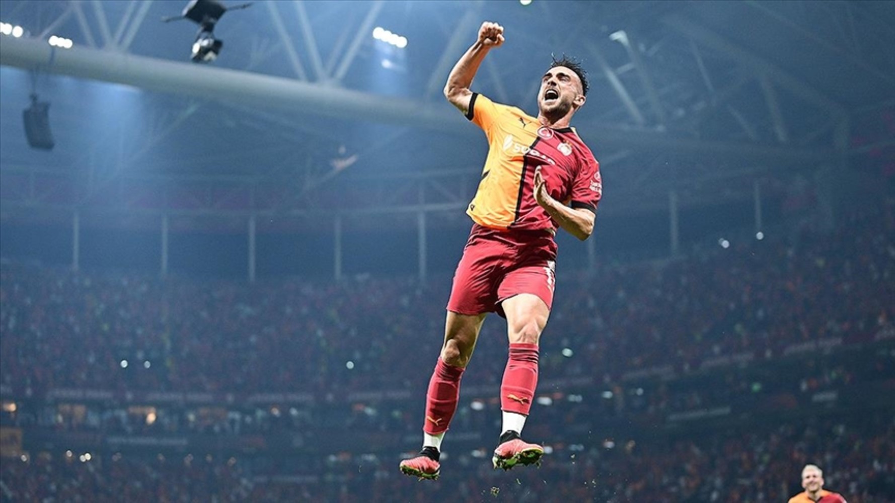 Galatasaray'da Yunus Akgün krizi!