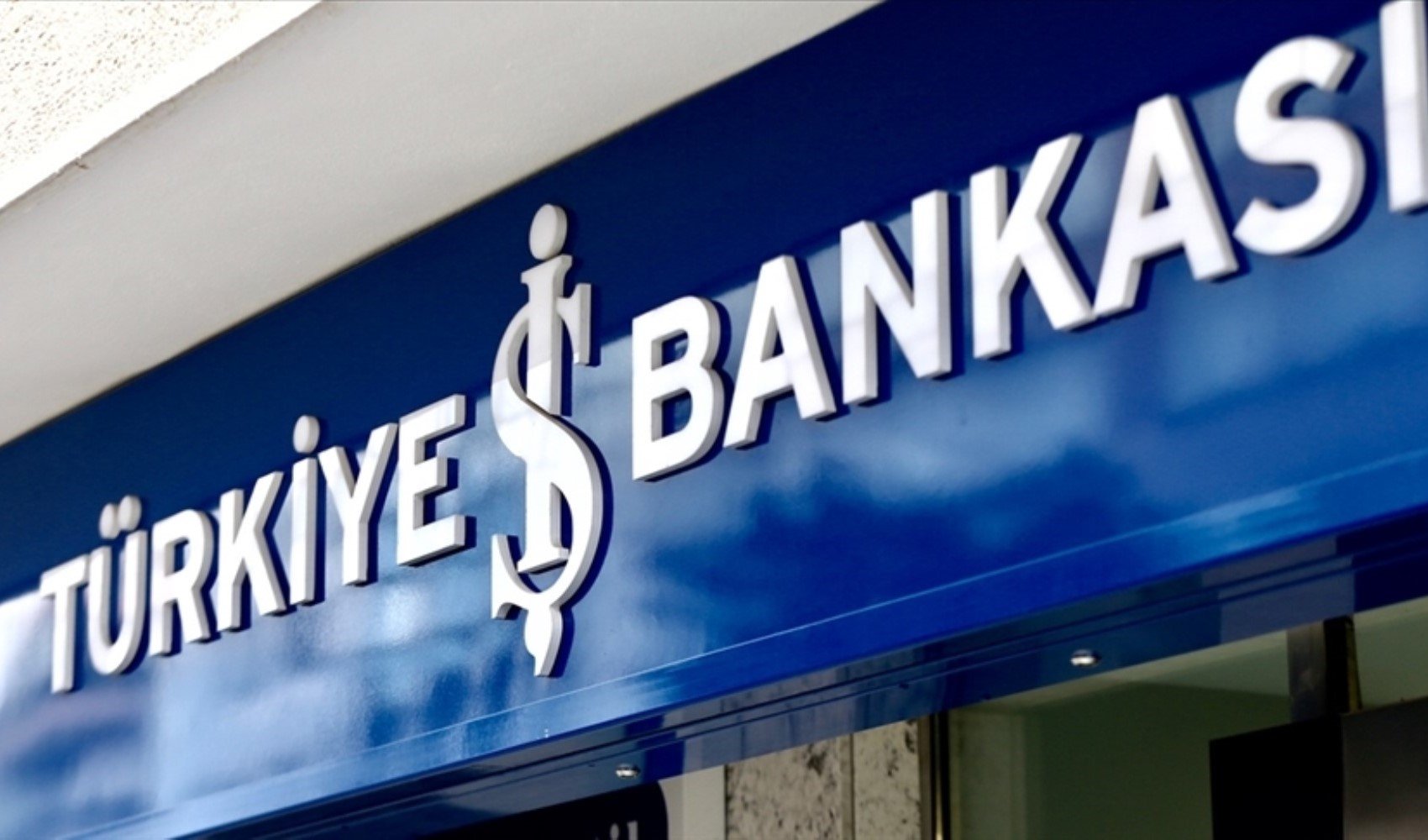 İş Bankası'ndan, fon transferi ve talimatlı işlem ücretleri bilgilendirmesi