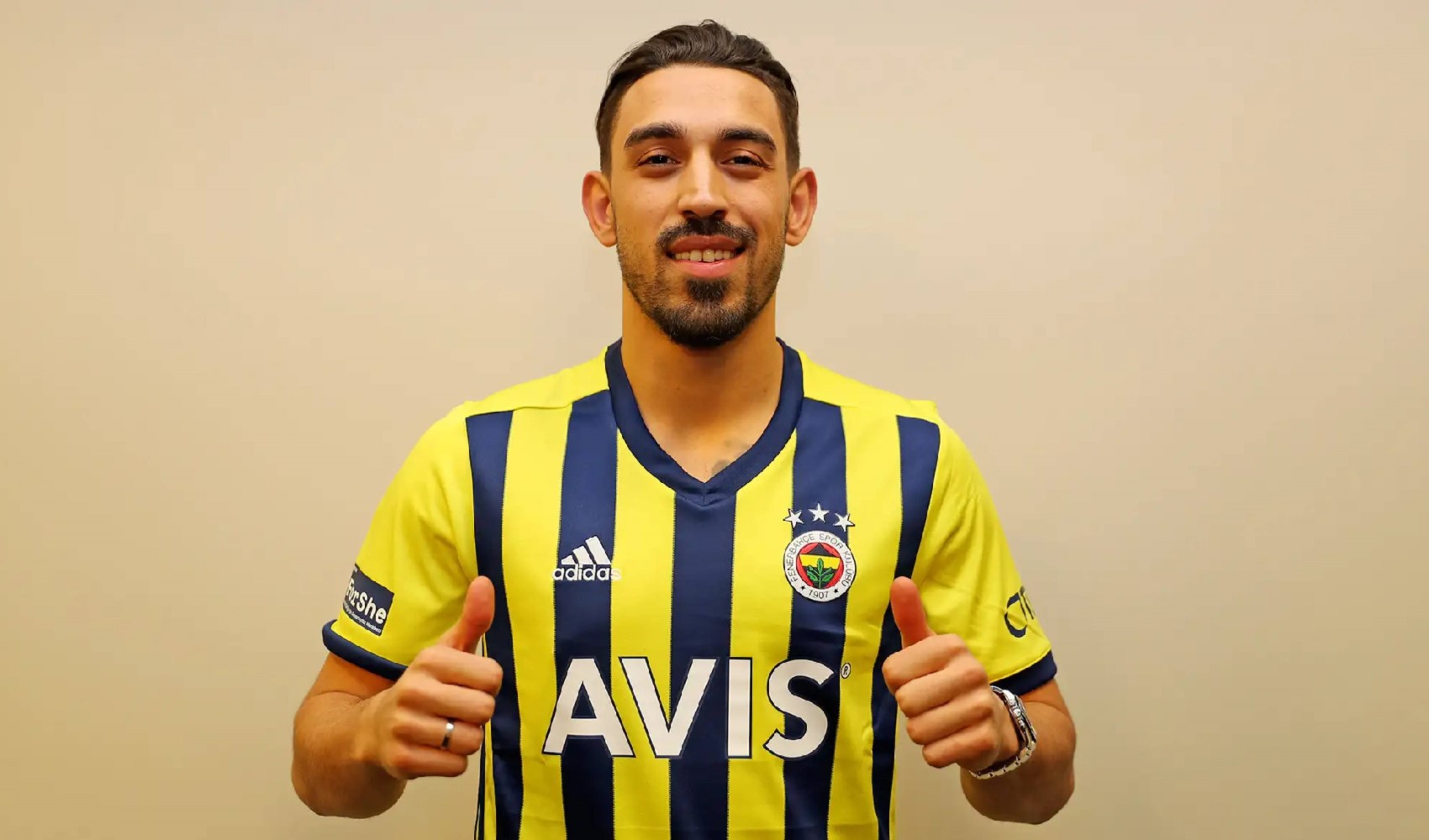 Fenerbahçe sözleşmeyi uzattı! 3 sezon daha oynayacak