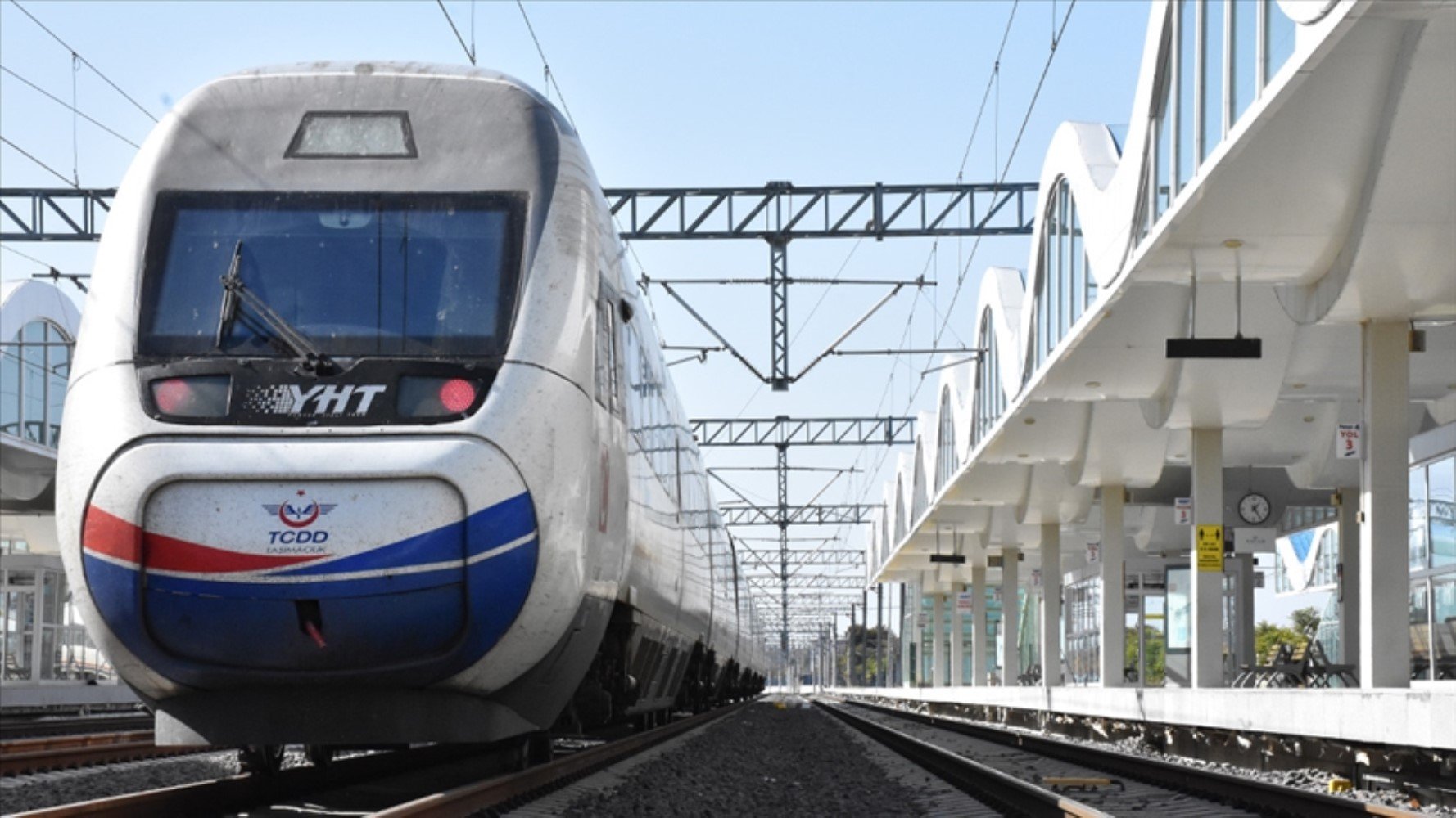 TCDD, Yüksek Hızlı Tren bilet tarifelerine zam yaptı! İstanbul-Ankara arası ne kadar?