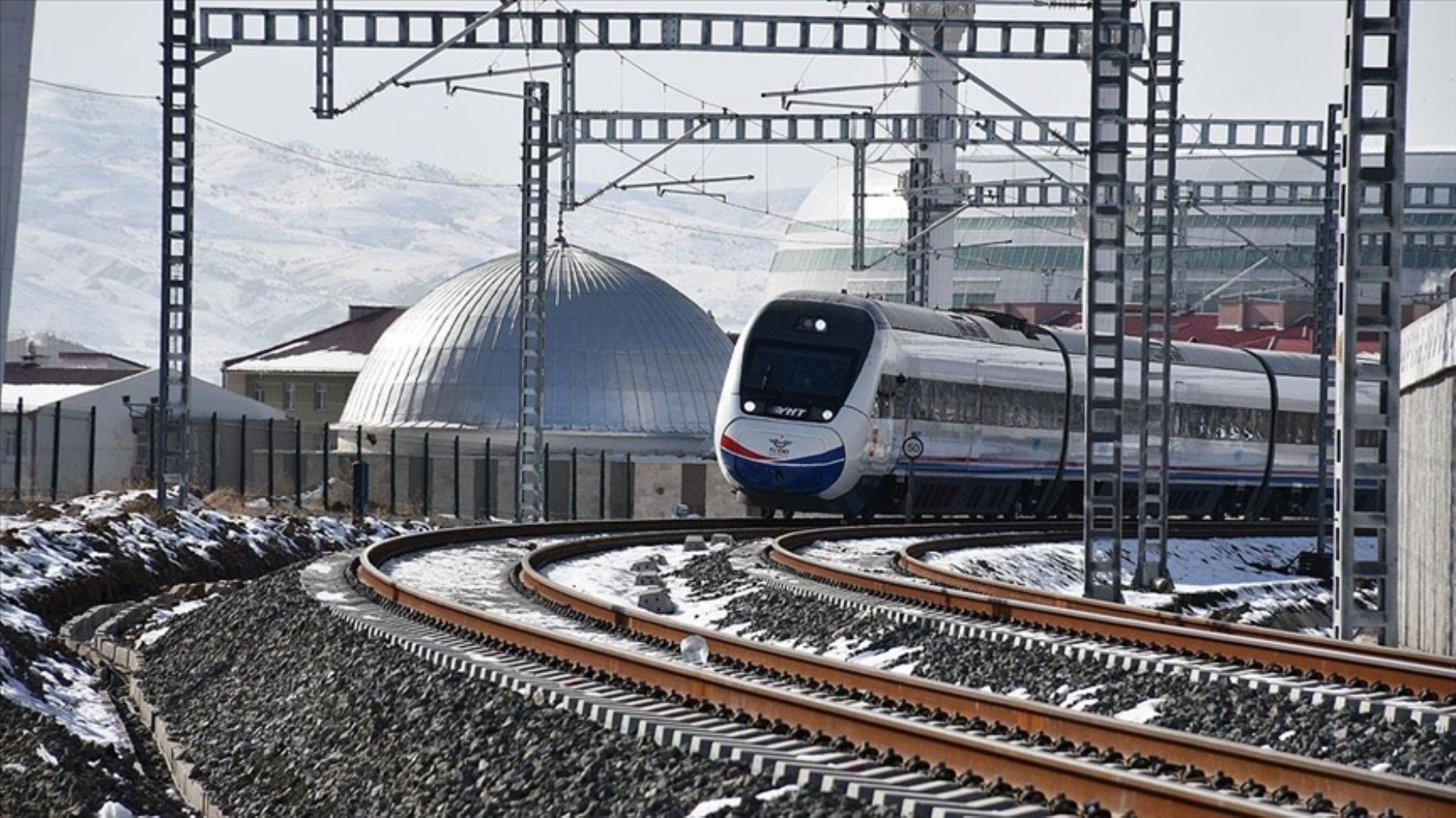 TCDD, Yüksek Hızlı Tren bilet tarifelerine zam yaptı! İstanbul-Ankara arası ne kadar?