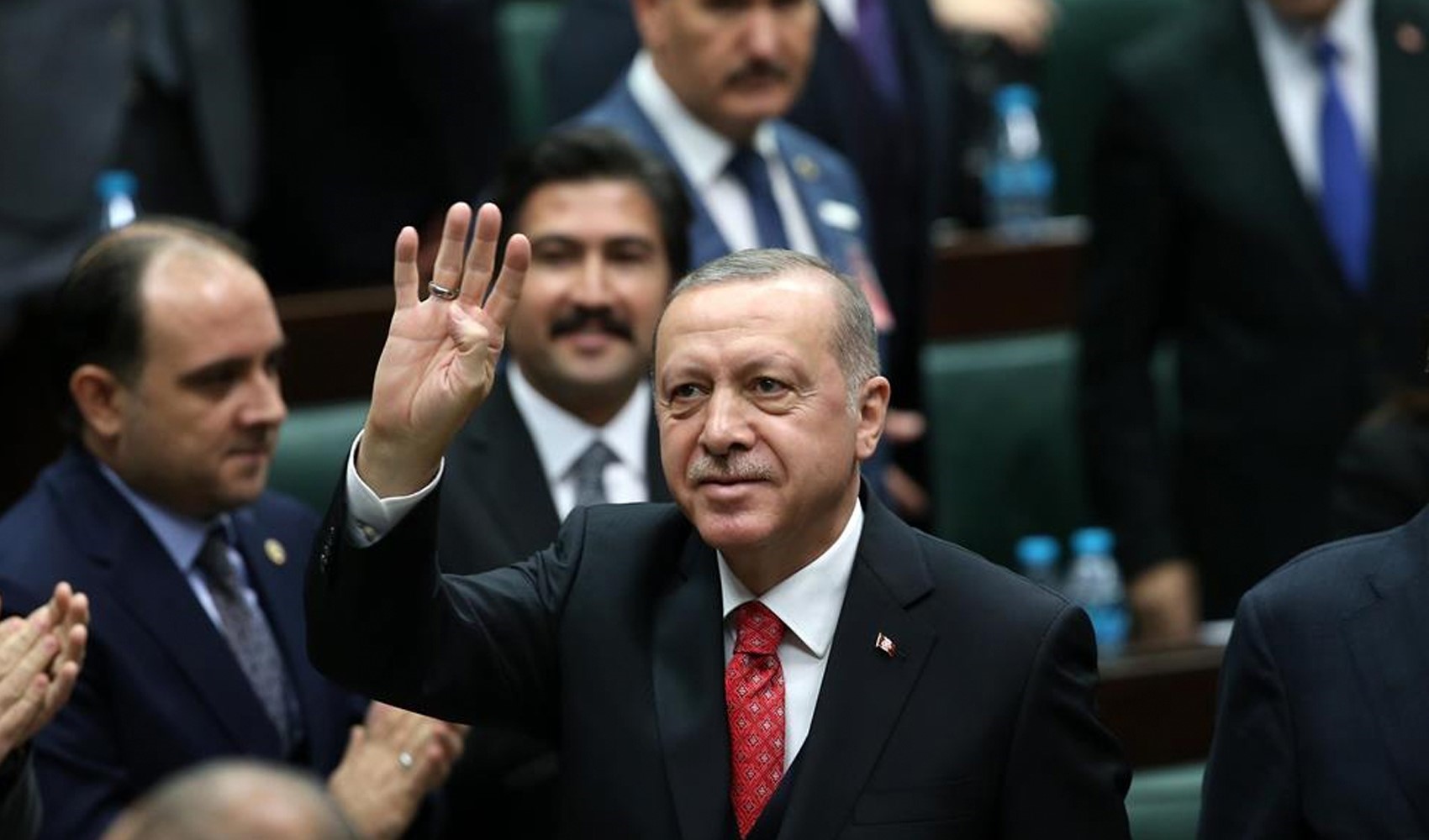 Bu hafta AKP'ye yeni katılımlar bekleniyor: Rozetlerini Erdoğan takacak! İşte o isimler...