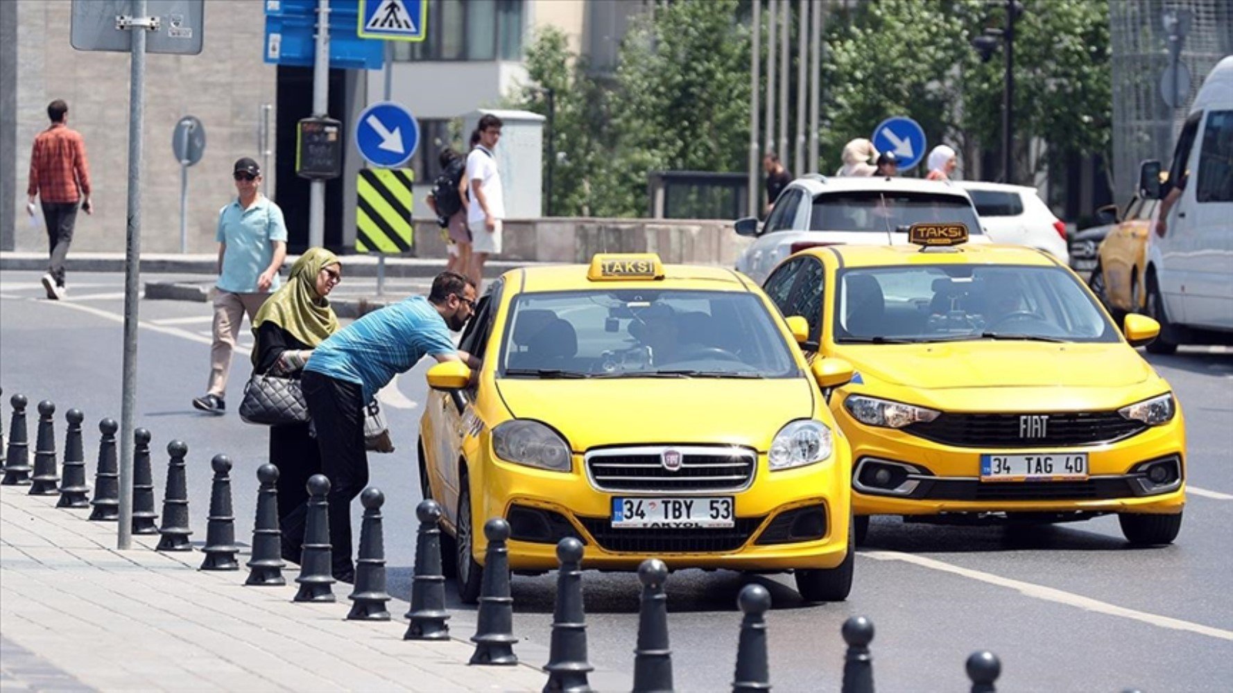 İstanbul'da taksi ücretlerine yüzde 35 zam! Yeni indi-bindi ücreti belli oldu