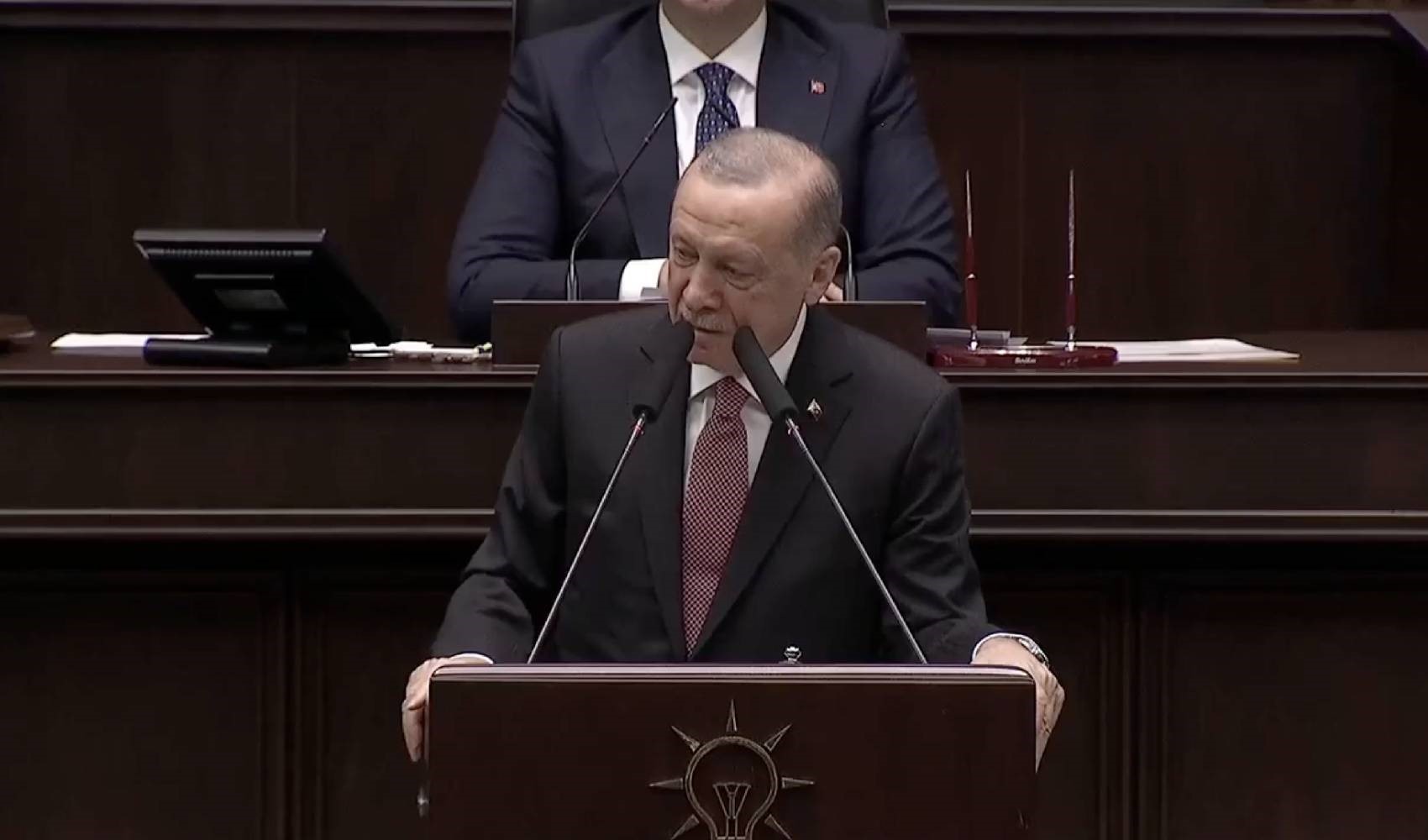 Erdoğan'dan 'kırmızı kart' yanıtı: 'Dumura uğradık, bunun daha pişpiriği var'
