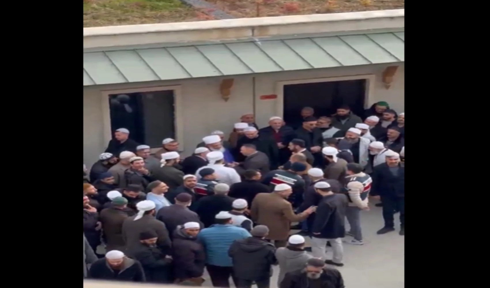Menzil'deki servet kavgası büyüyor: Müritler arasındaki çatışma adliyeye taştı