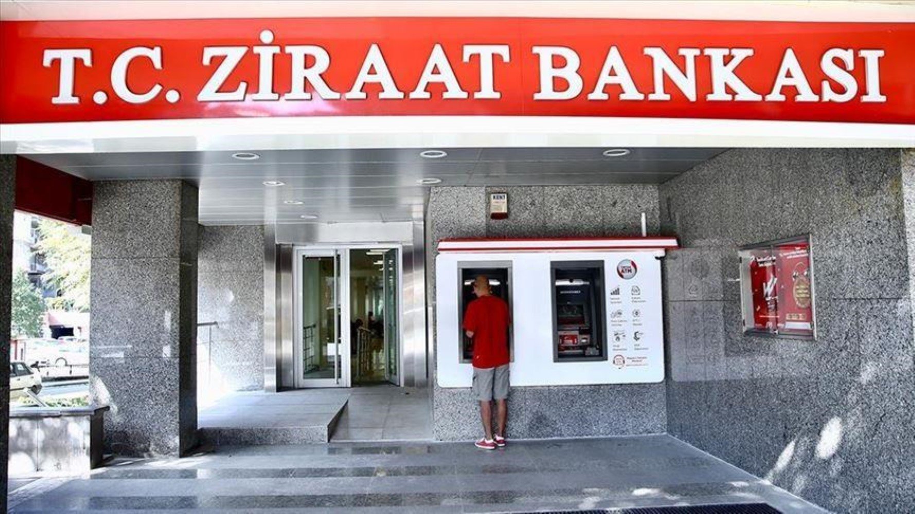 Bankalar ATM'den günlük para çekme limitini güncelledi