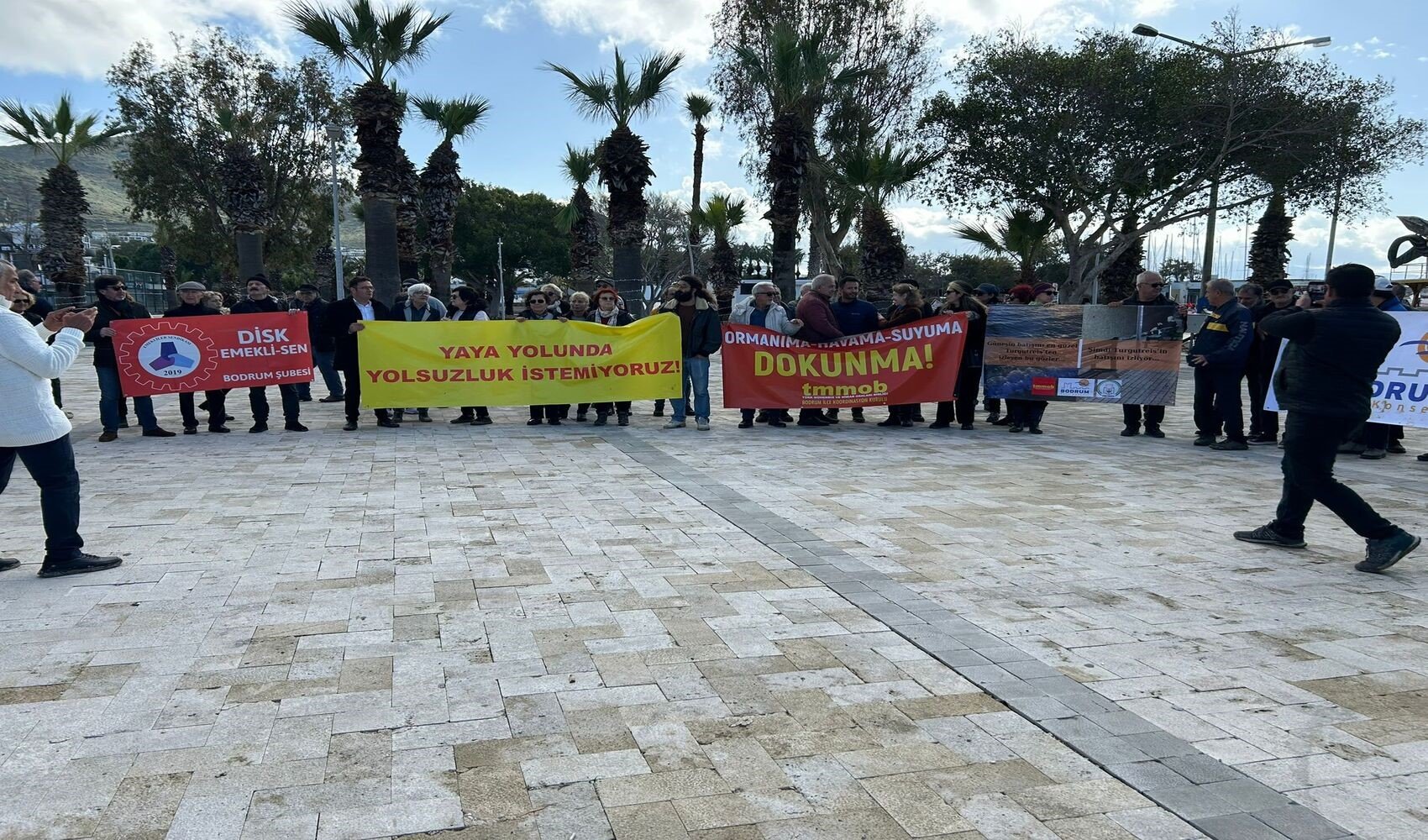 Turgutreis'te halk Cengiz Holding'in adını duyunca tepki gösterdi: 'Günbatımı plajlarını yok edecekler'