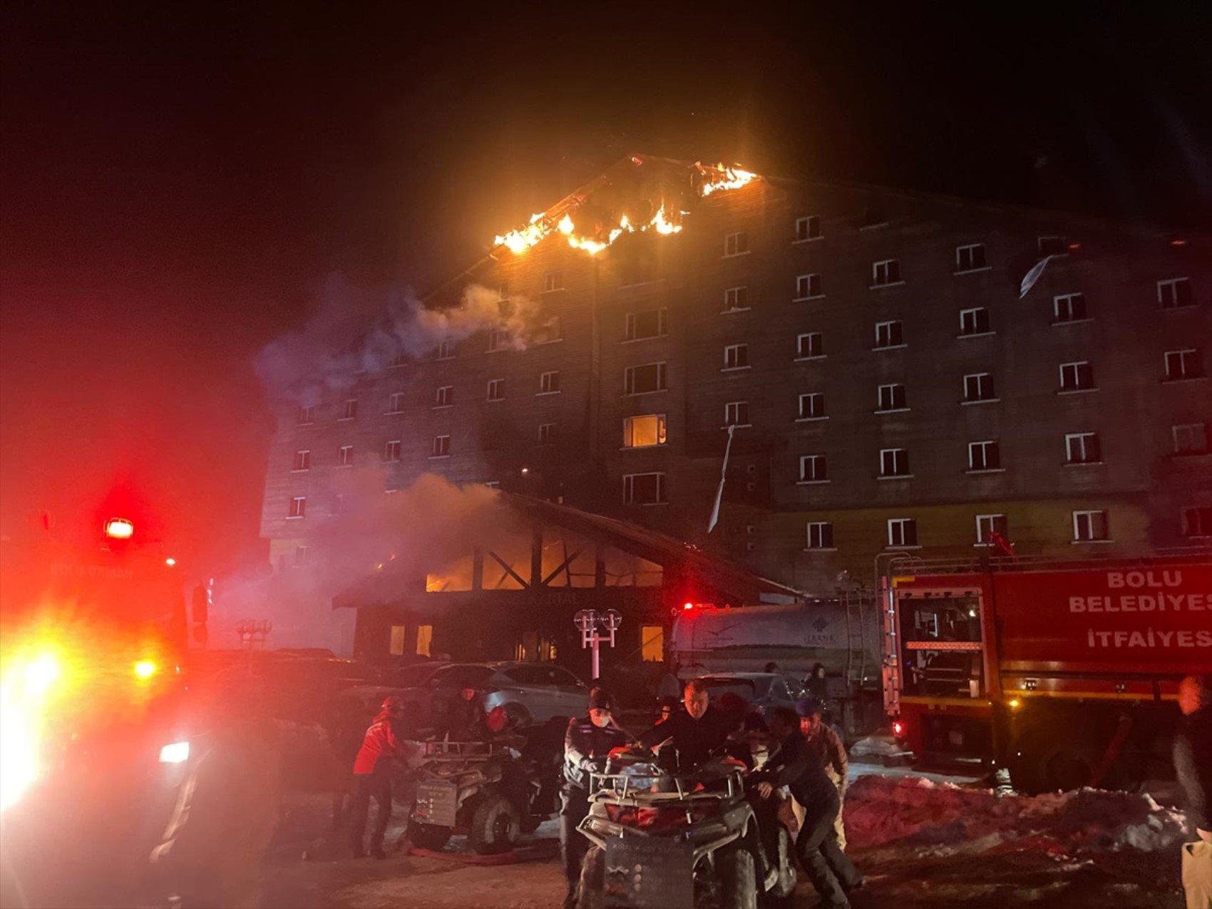 Kartalkaya'daki otel yangınında 10 kişi hayatını kaybetti! Vali Aydın kahreden ayrıntıyı paylaştı