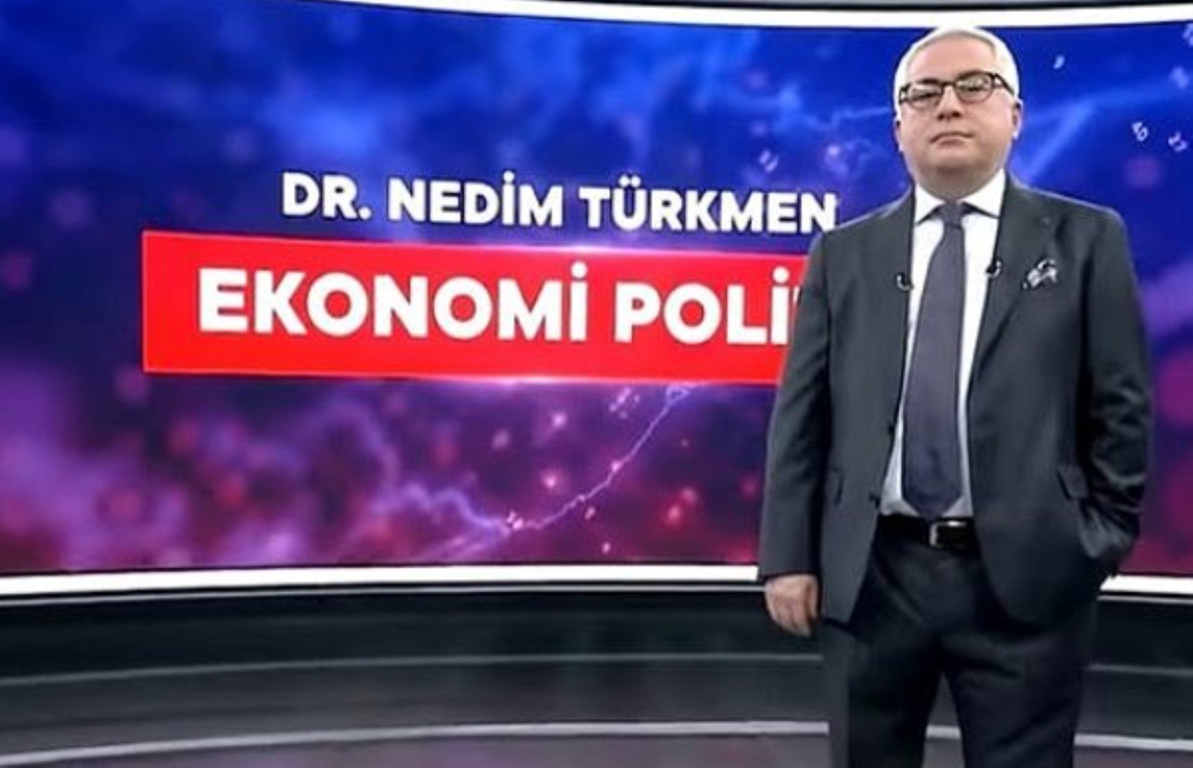 Sözcü Gazetesi yazarı Nedim Türkmen de yanan oteldeydi! Haber alınamıyor