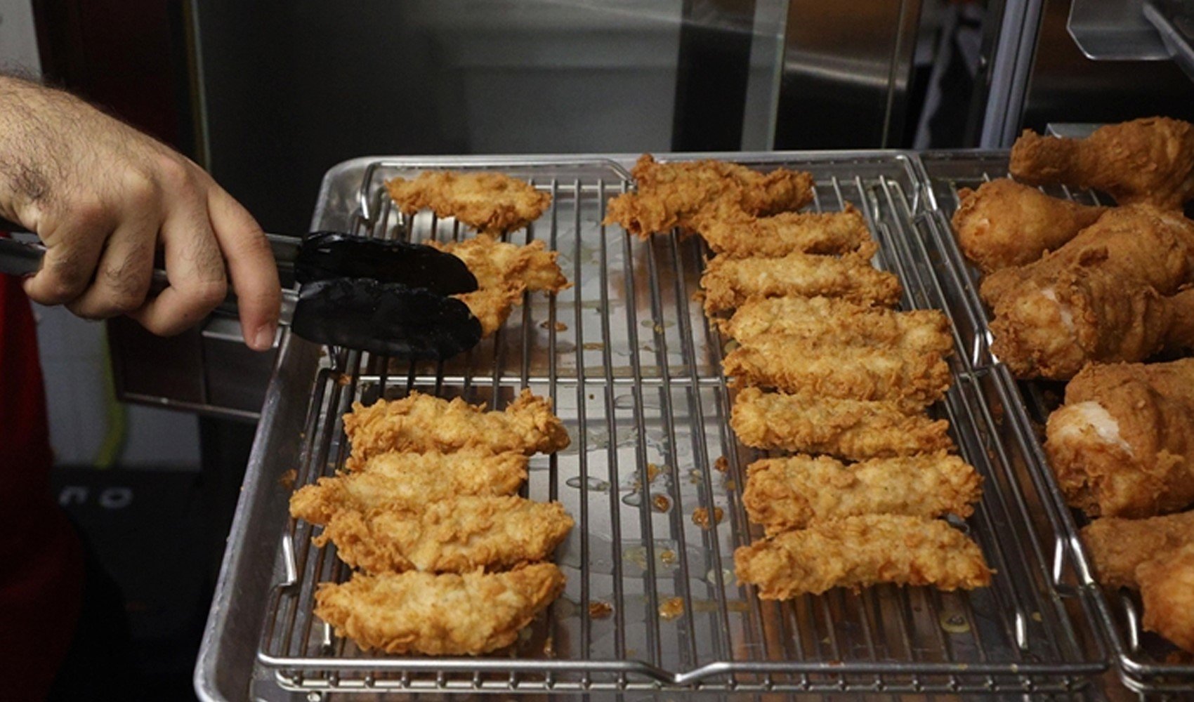 Türkiye'de 283 şubesi bulunan fast food devi şubelerini kapatıyor!