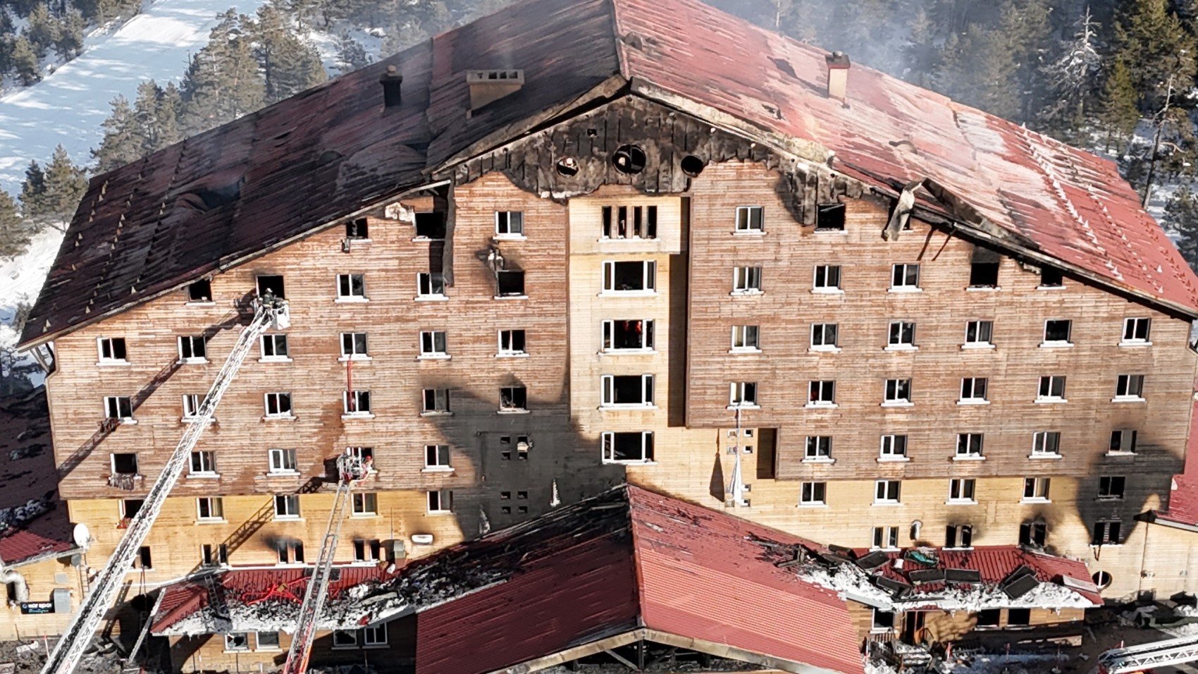 Yeni Şafak yazarından Bakan Ersoy'a istifa çağrısı