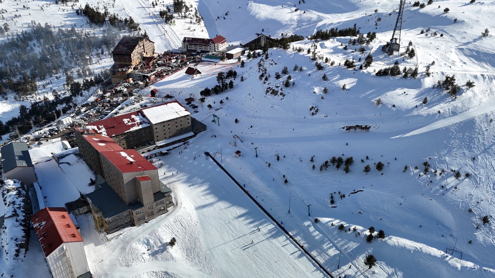 Yeni Şafak yazarından Bakan Ersoy'a istifa çağrısı