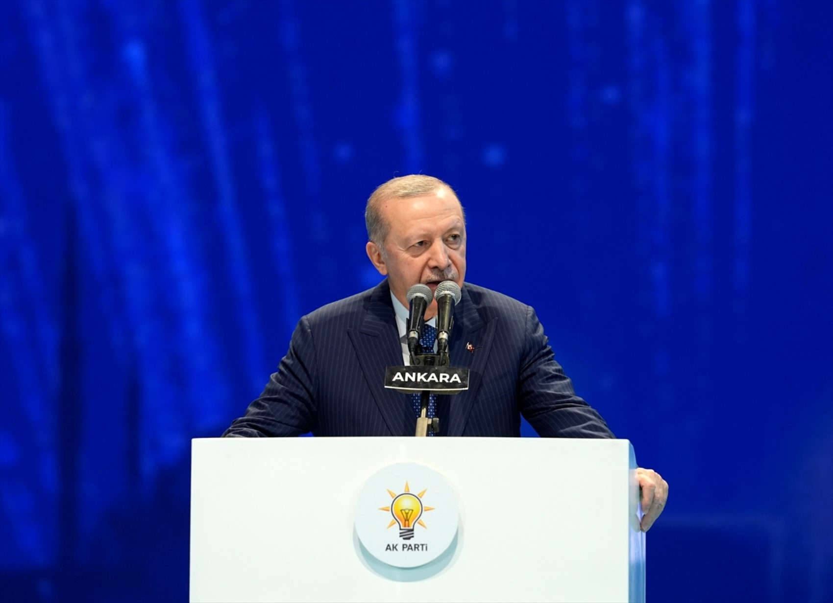 Erdoğan aveva lanciato il messaggio... Cambiamento all'ordine del giorno nell'AKP: grande fermento all'interno del partito