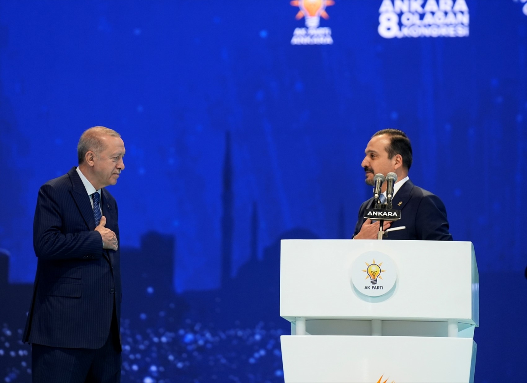 Kürşad Zorlu'nun AKP'ye katılmadan önceki eleştirileri peşini bırakmıyor