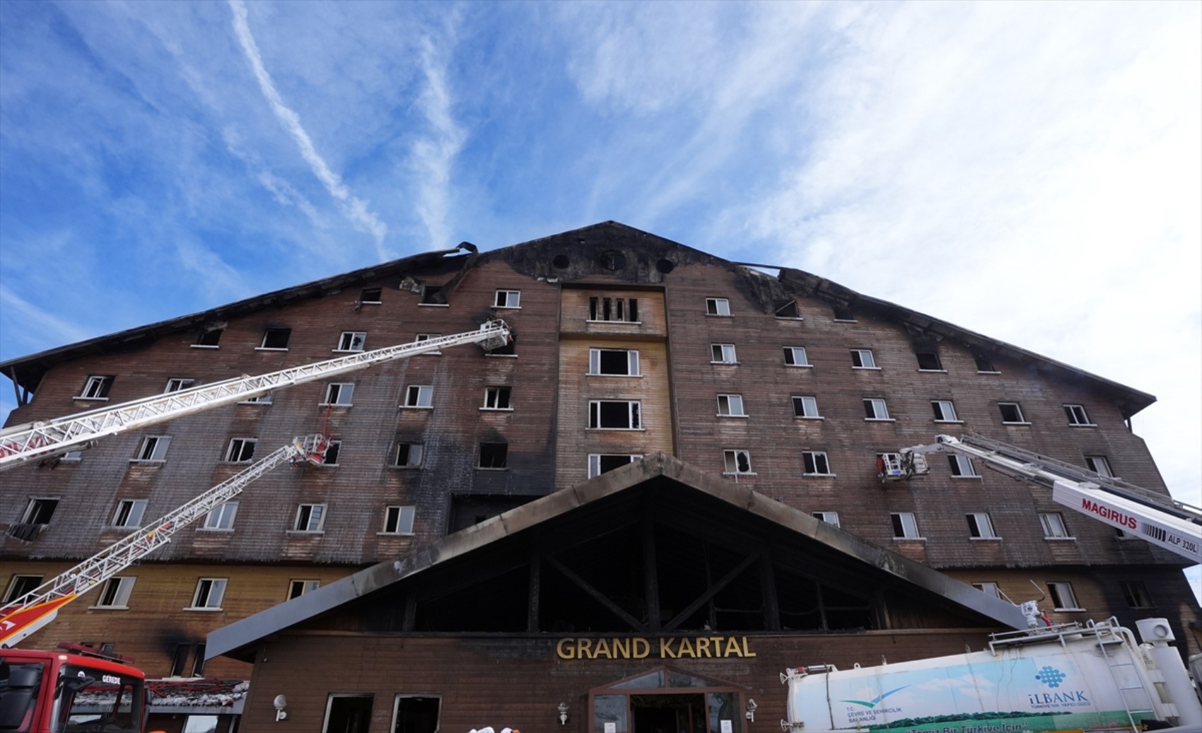 Grand Kartal Otel'in çalışanından olay iddialar! 'Denetlemeye gelen görevliler...'