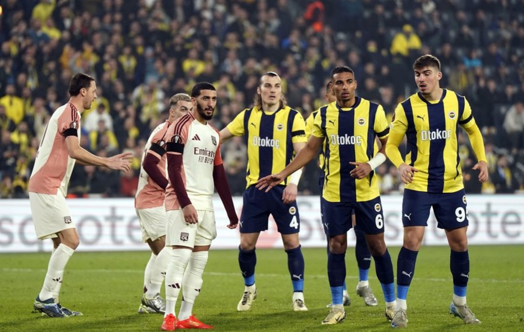 Temsilcilerimiz haftayı yenilgisiz kapattı: Fenerbahçe berabere kaldı, UEFA ülke puanı sıralaması güncellendi! Türkiye kaçıncı sırada?