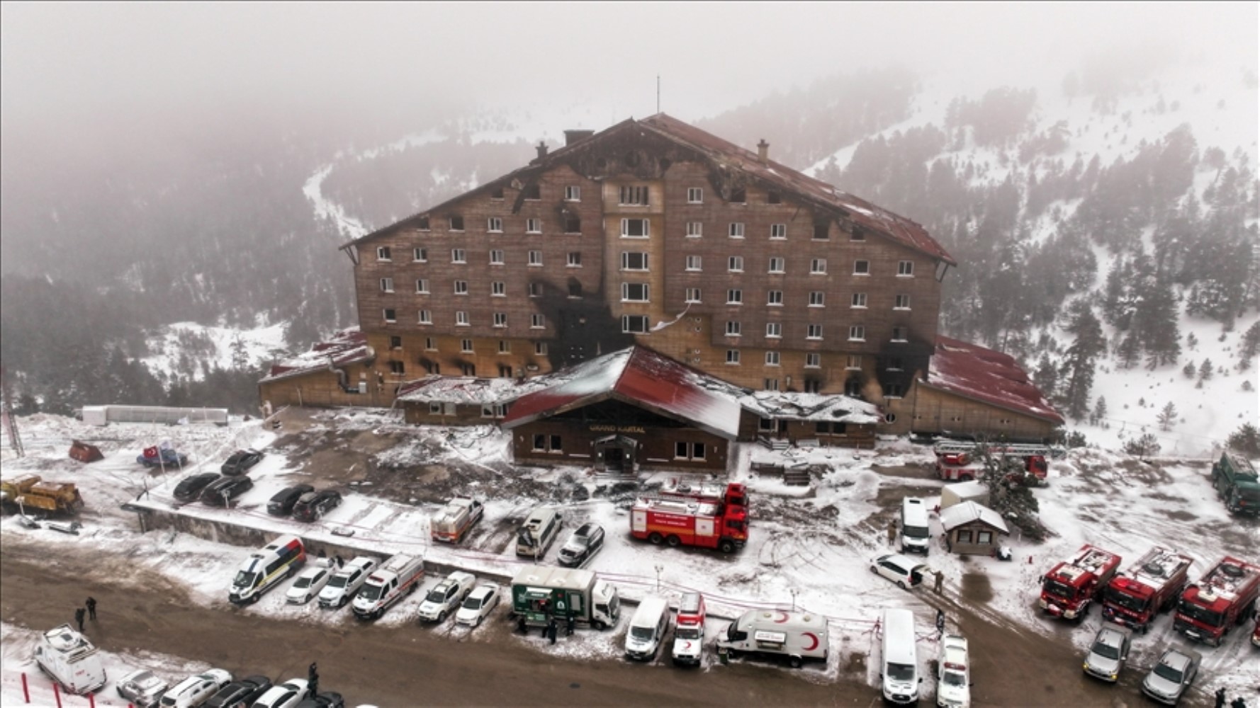 Bolu Grand Otel'in sahibi Halit Ergül bakın kimlere yakınmış: Otellerinde pek çok ünlü kalmış!