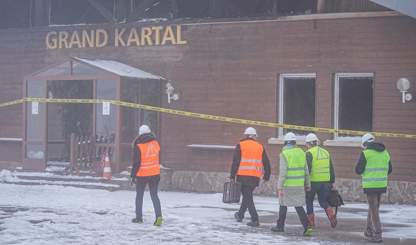 Ultim'ora: Nuova commissione di periti ha ispezionato l'hotel di Bolu teatro della tragedia dell'incendio