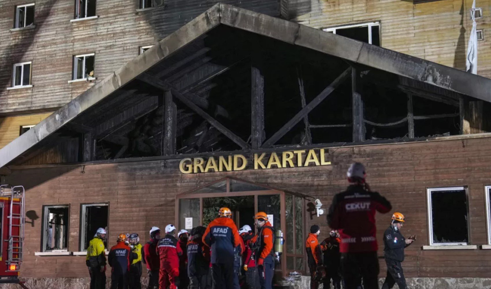 Grand Kartal Otel faciasında skandal belge ortaya çıktı