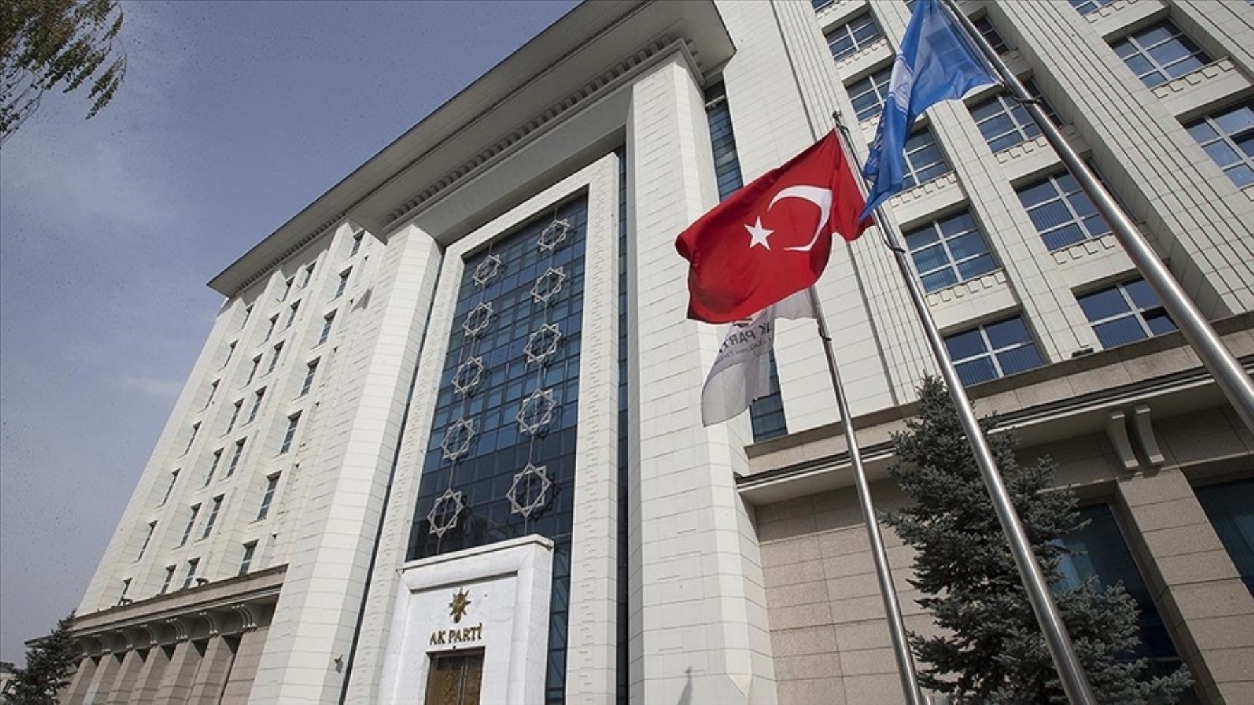 AKP'de yılın ilk MKYK'sı toplanıyor: İktidar kanadında Kartalkaya'nın faturası kime çıkacak?