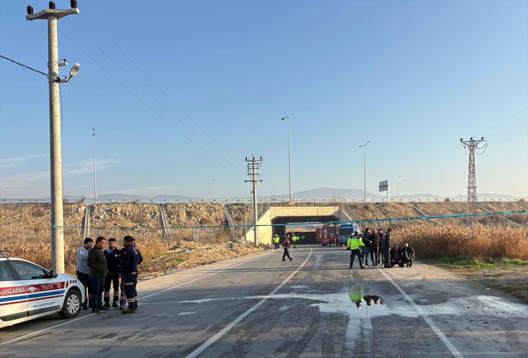 Denizli'de işçi servisi devrildi! Çok sayıda ölü ve yaralılar var