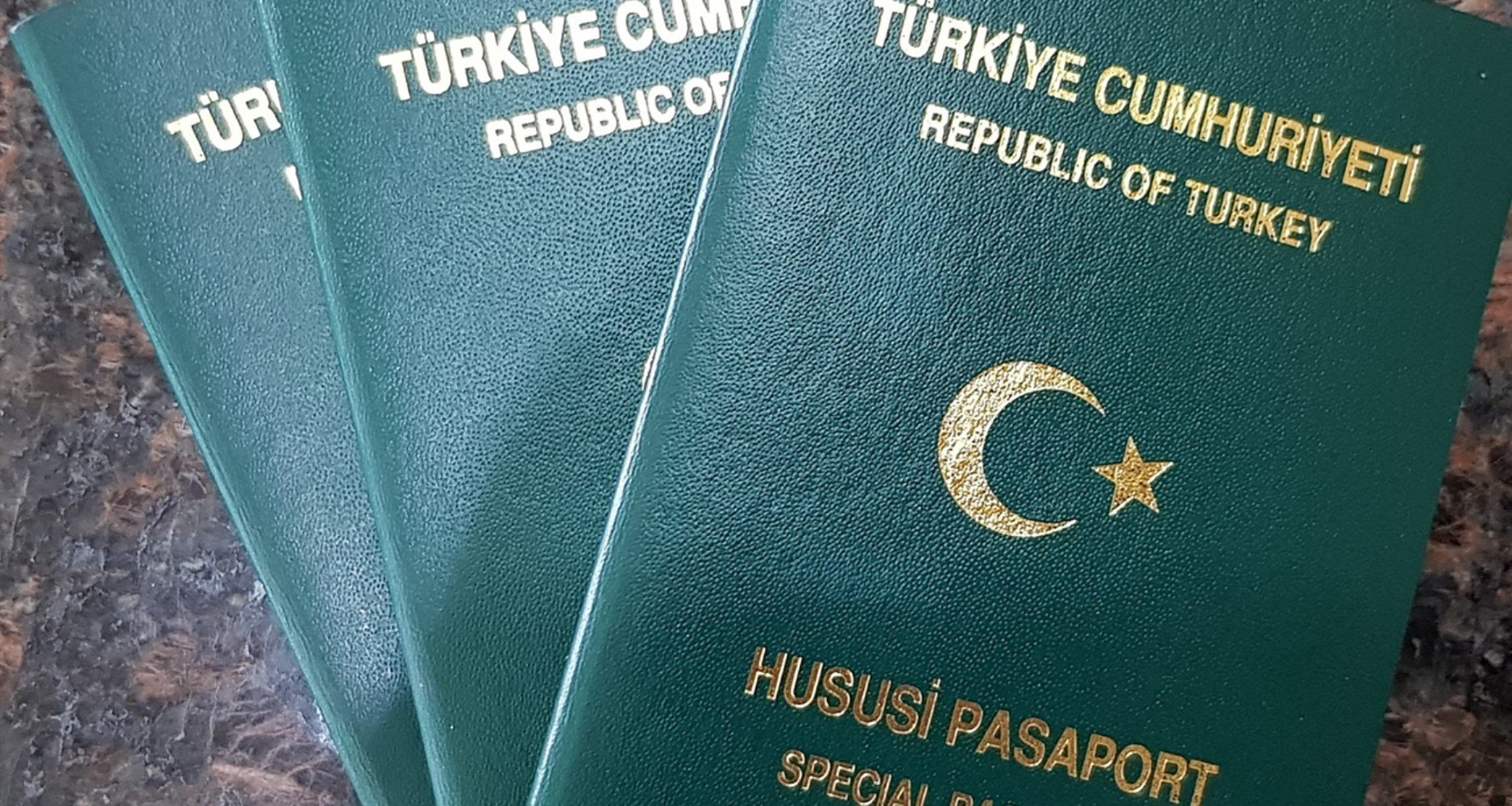 Yeşil Pasaportlu Türkler için AB’ye girişte yeni dönem: Yeni şart getirildi