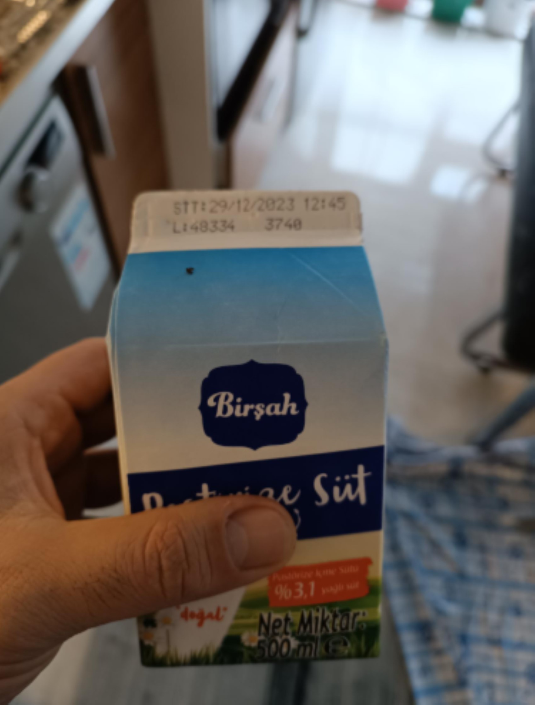 Danone'den Birşah sütlerinin toplanma sebebine dair çarpıcı açıklama! 'Yanlışlıkla su koymuşuz!'