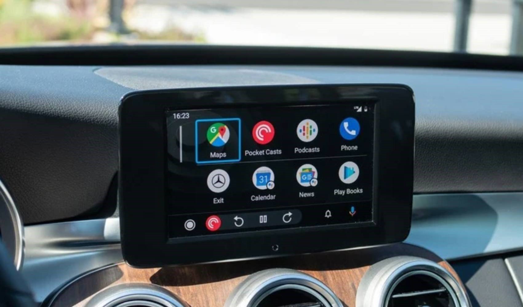 Google Gemini, Android Auto’da kullanıcılarla buluşacak