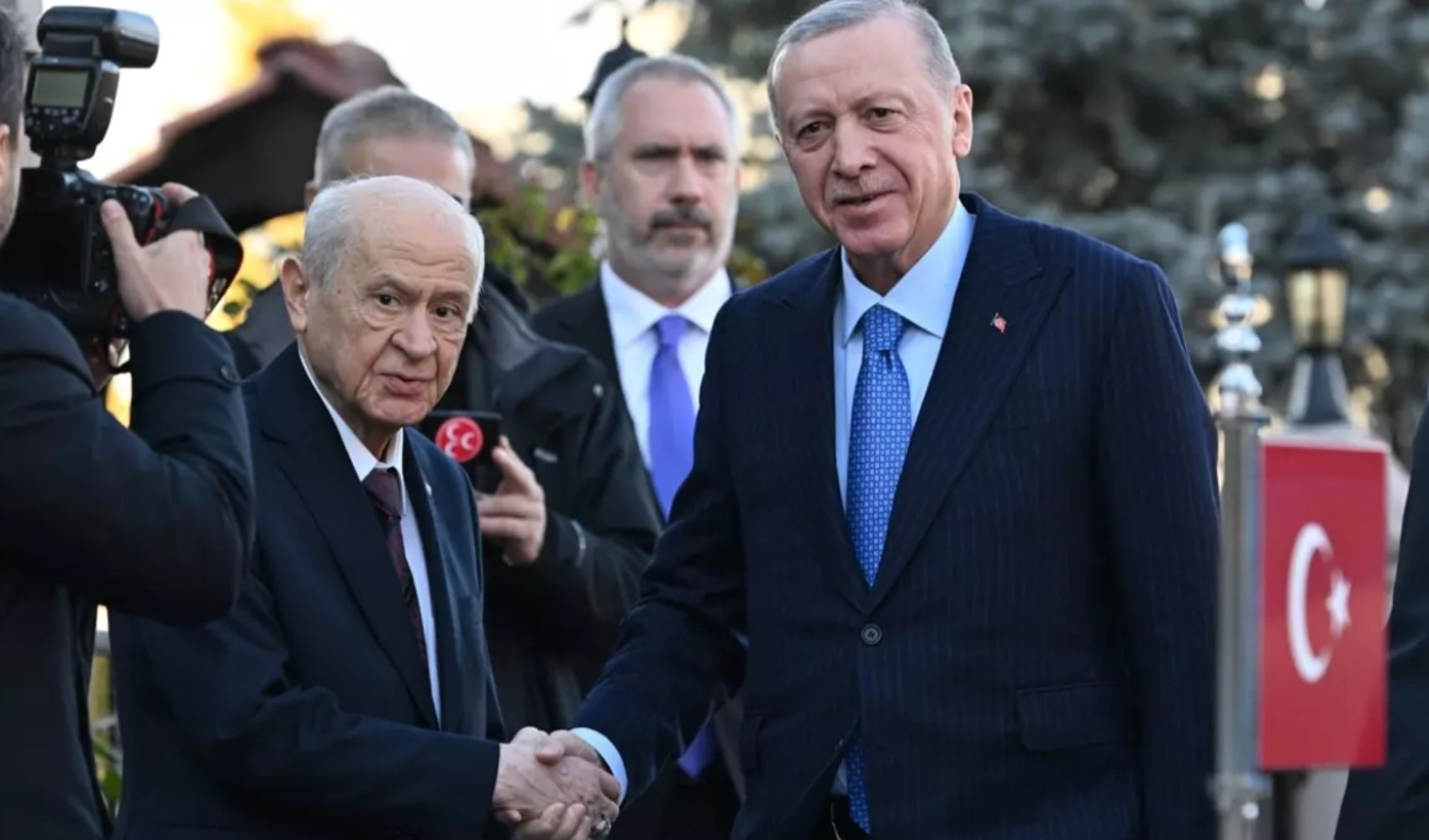 Cumhurbaşkanı Erdoğan, MHP Lideri Bahçeli’yi konutunda ziyaret etti
