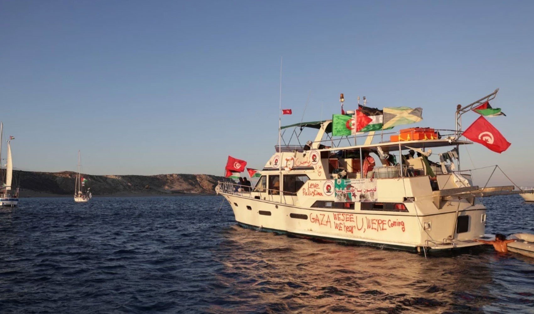 Gazze'ye insani yardım götüren Sumud Filosu'nda hareketli dakikalar!