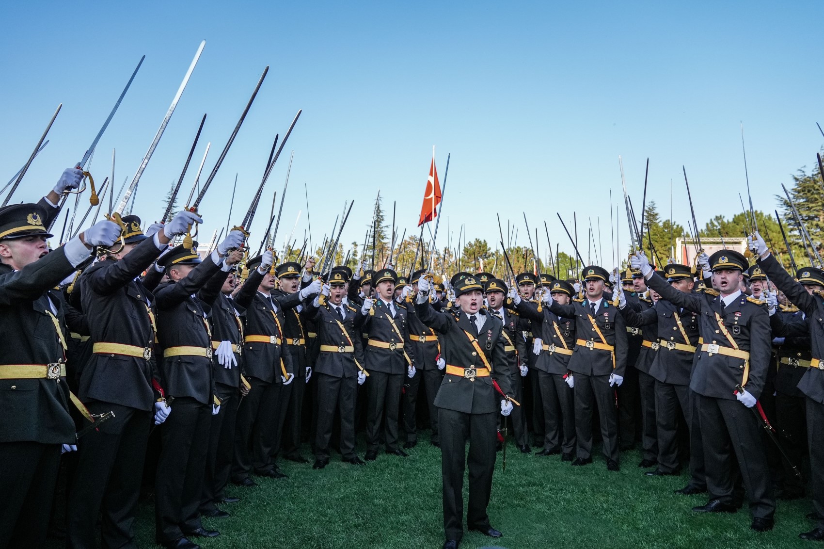 İhraç edilen 5 teğmenden suç duyurusu: Oylamayı etkileyen kişi kim?