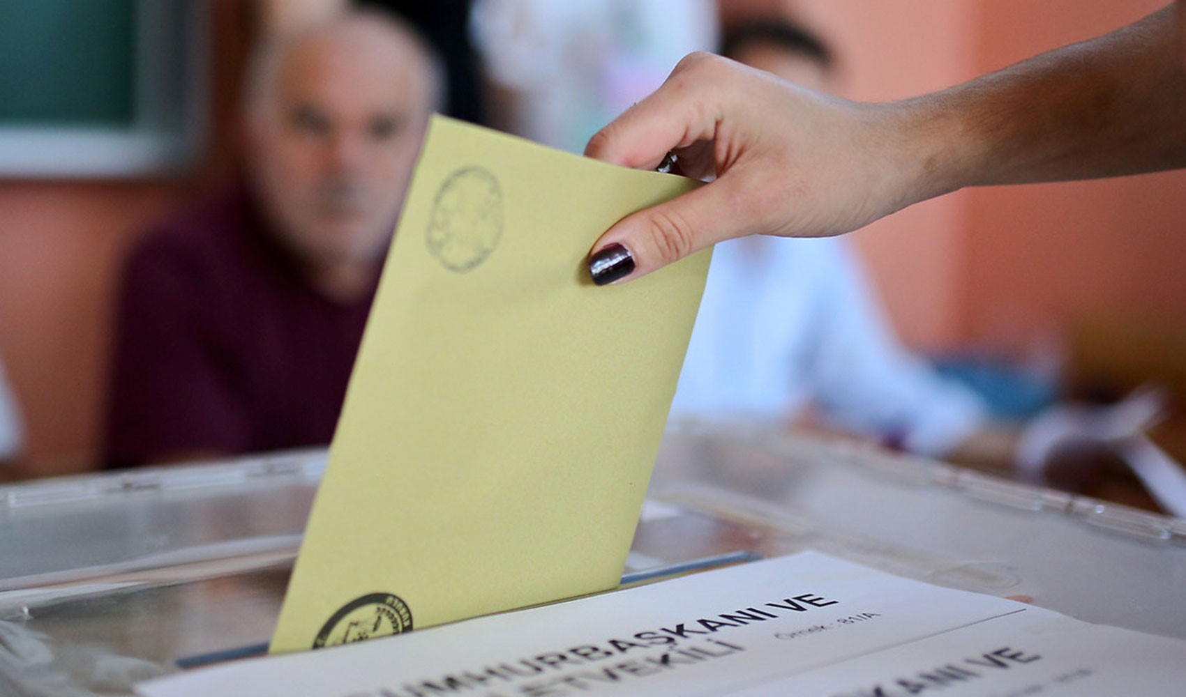ORC anketi: Kadın seçmenin partisi belli oldu