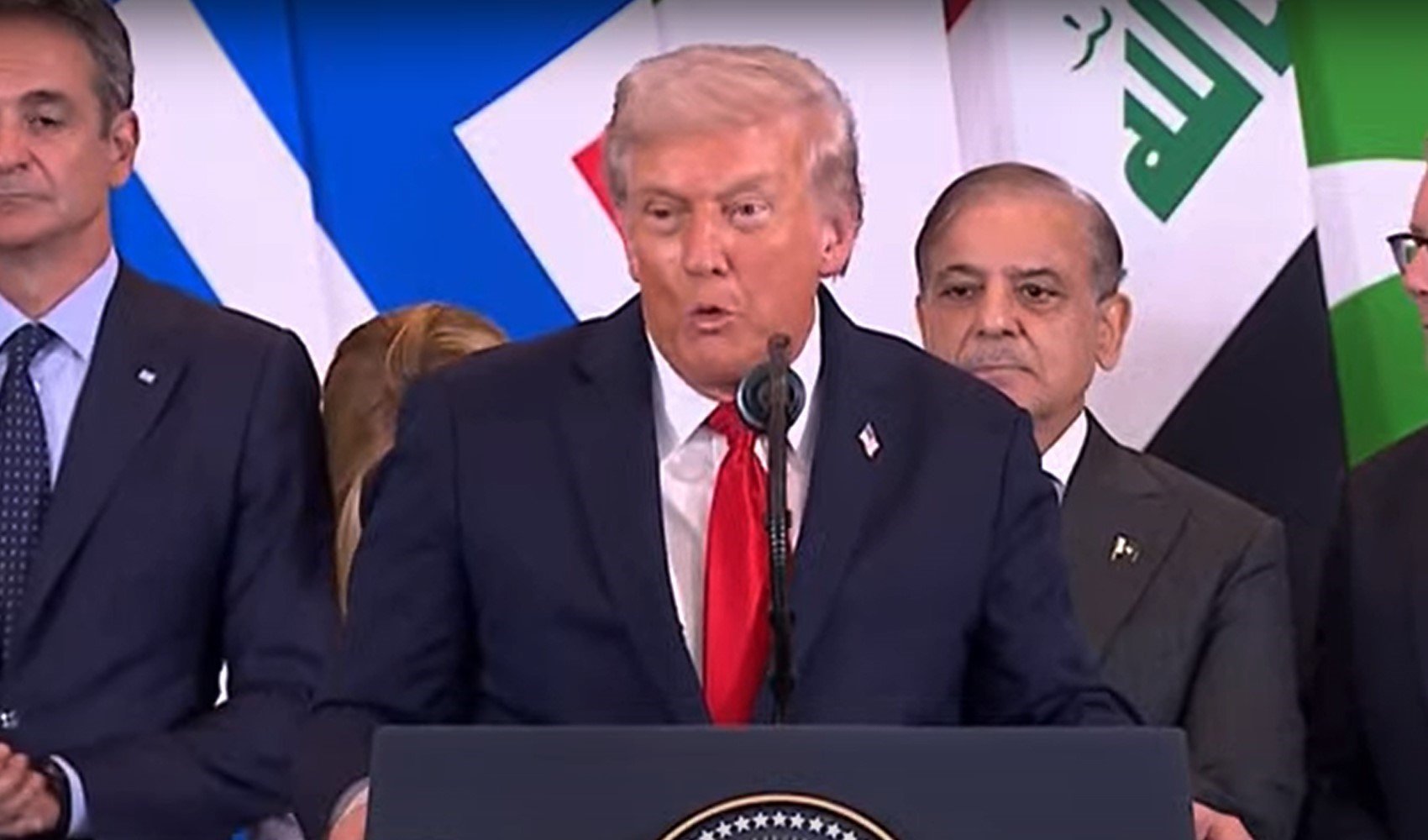 Trump: Gazze'de yeniden inşa başlıyor