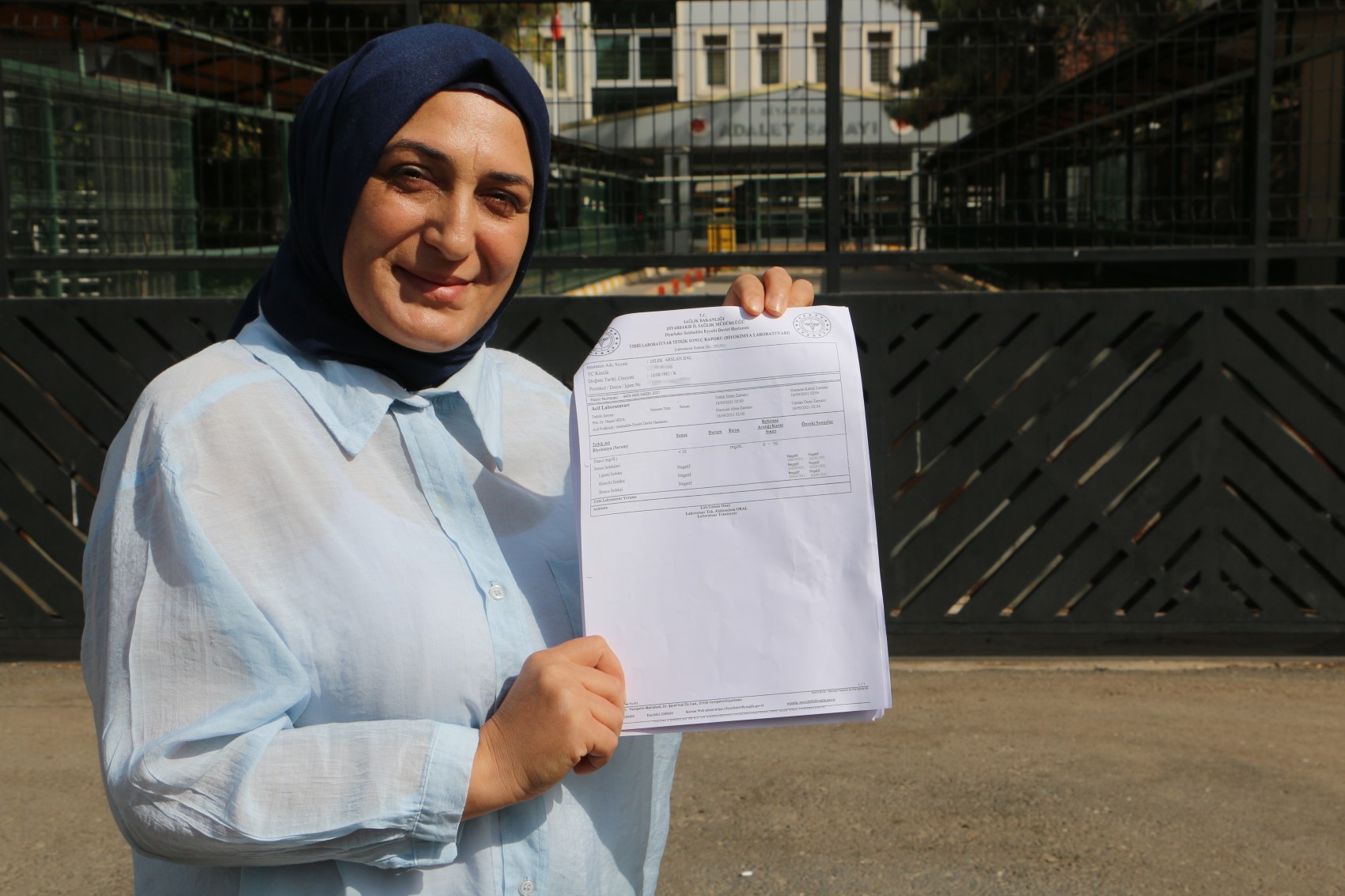 Islak mendil ve dezenfektan kullandı, ehliyetine el konuldu